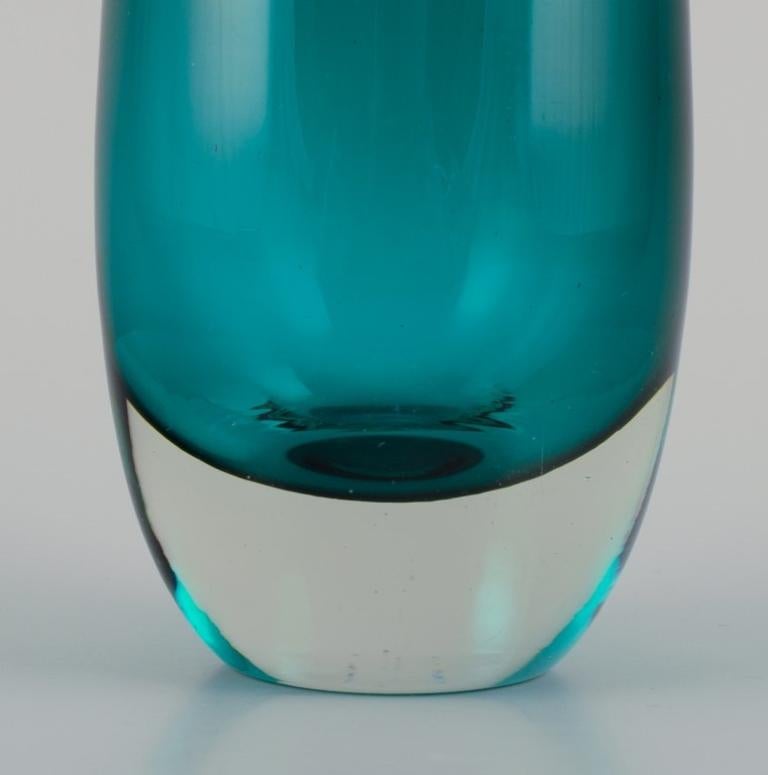 Tamara Aladin for Riihimäen Lasi, Finland. Art glass vase in turquoise. In Excellent Condition For Sale In Copenhagen, DK