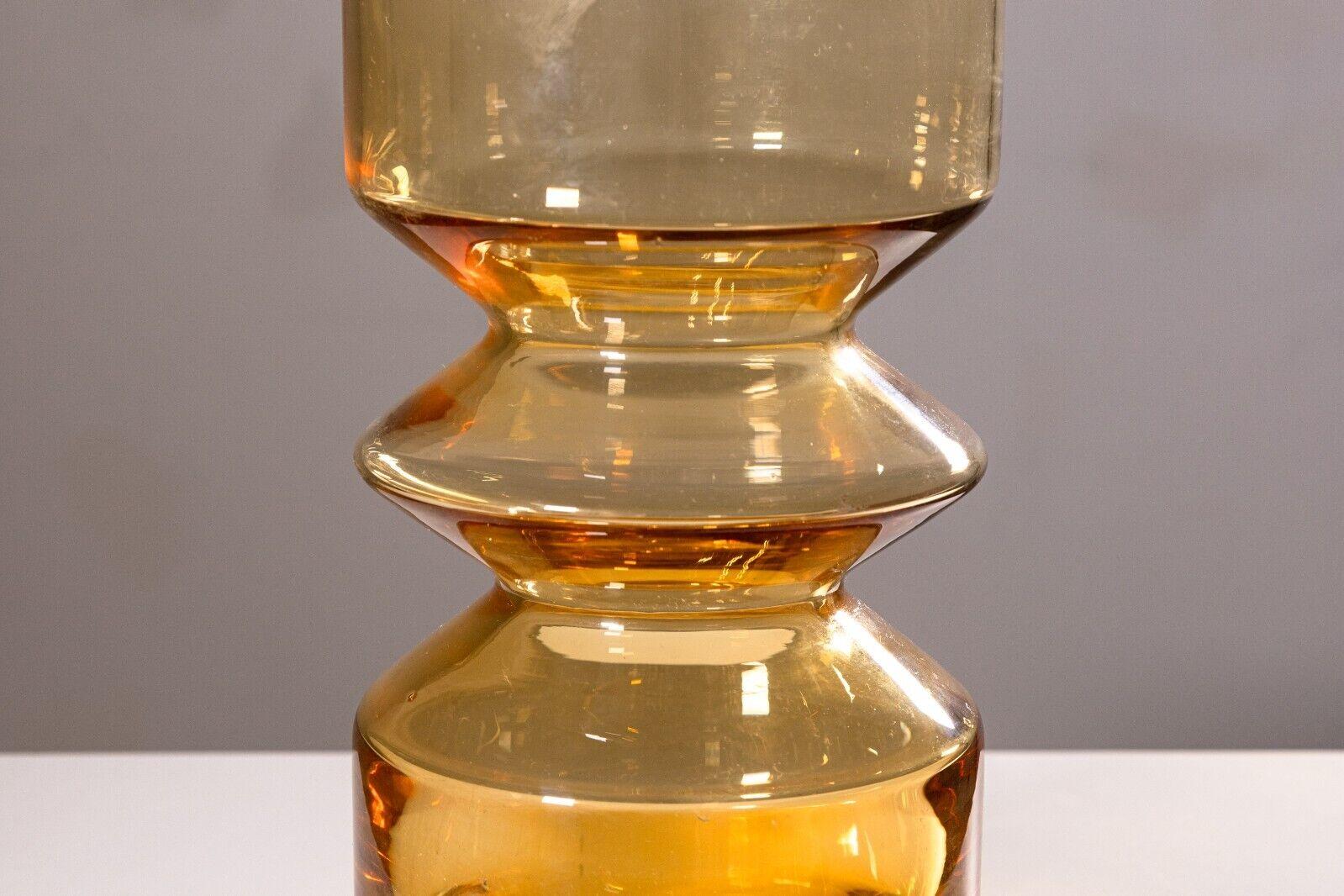 Tamara Aladin for Riihimaki Lasi Finnish Amber Glass Vessel In Good Condition For Sale In Keego Harbor, MI