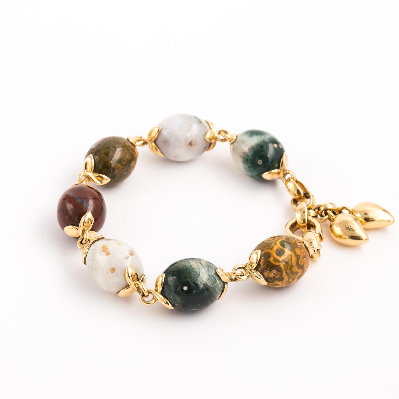 Tamara Comolli Kokosnuss Ozean Jaspis große Gelbgold Armband mit Charms im Zustand „Gut“ in St.amford, CT