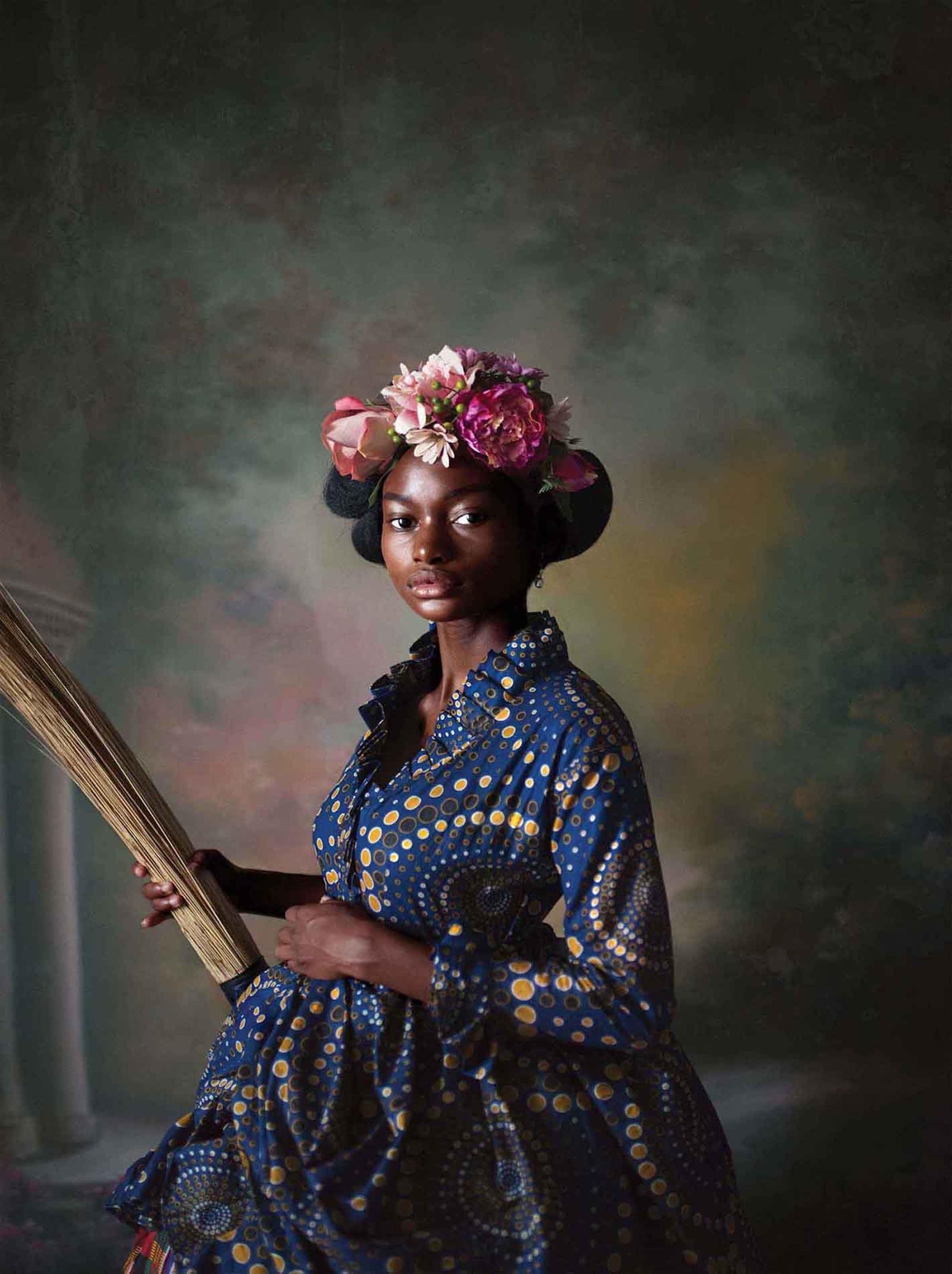 African Victorian por Tamary Kudita - Fotografía de retratos, mujeres africanas, flores