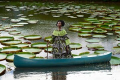 Lotus di Tamary Kudita - Fotografia di ritratto, donne africane, estetica, fiori