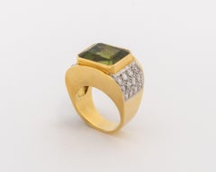 Anello Tambetti in oro giallo 18 carati con peridoto e diamanti