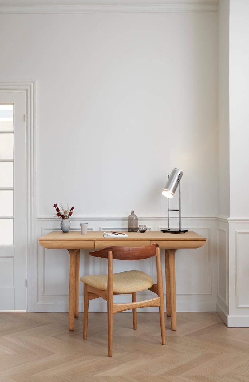 Tambone Aluminium Table Lamp by Warm Nordic For Sale 3