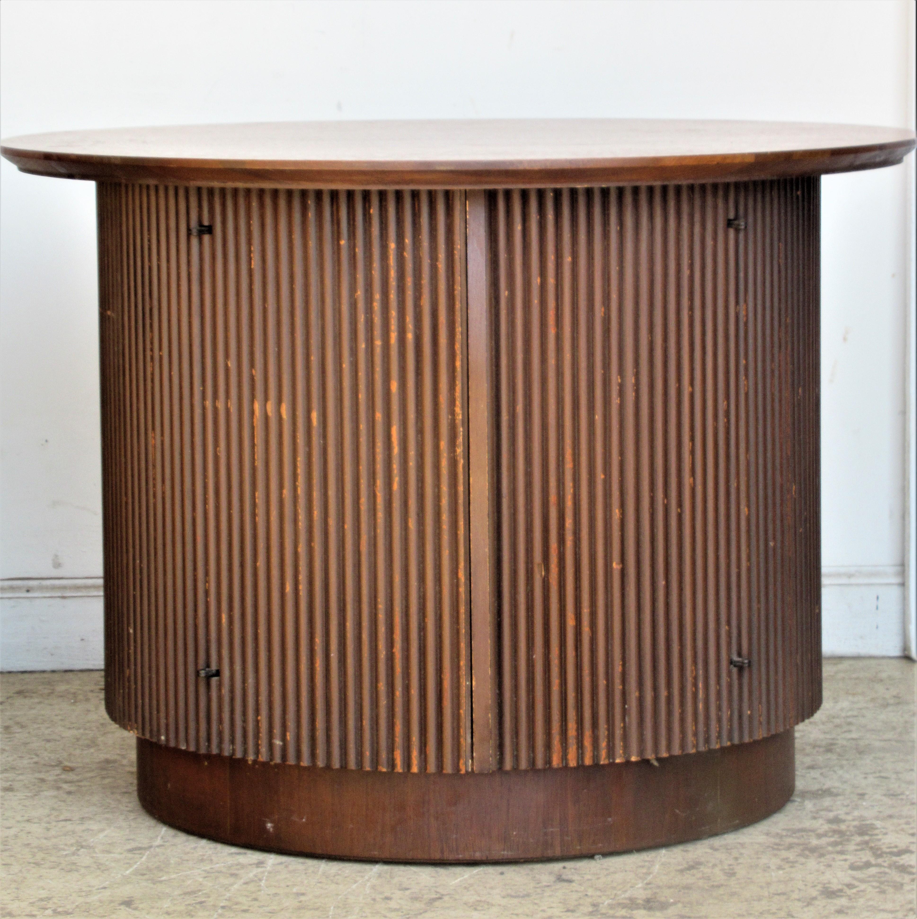 A good looking pair of mid 20th century walnut tambour door drum form side table cabinets by Lane Altavista - circa 1960.