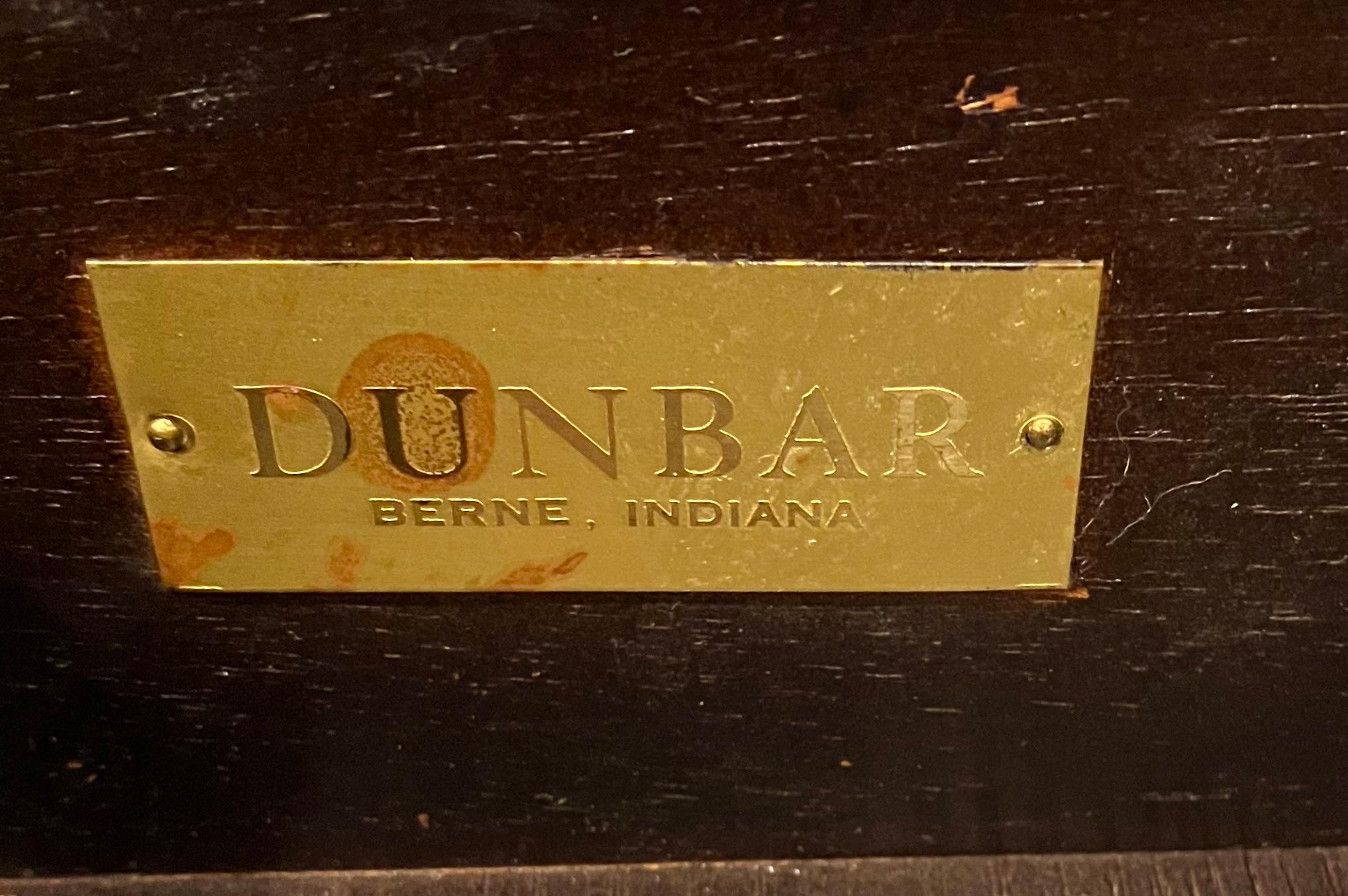 Meuble de rangement à portes tambour d'Edward Wormley pour Dunbar, modèle 959 en vente 13