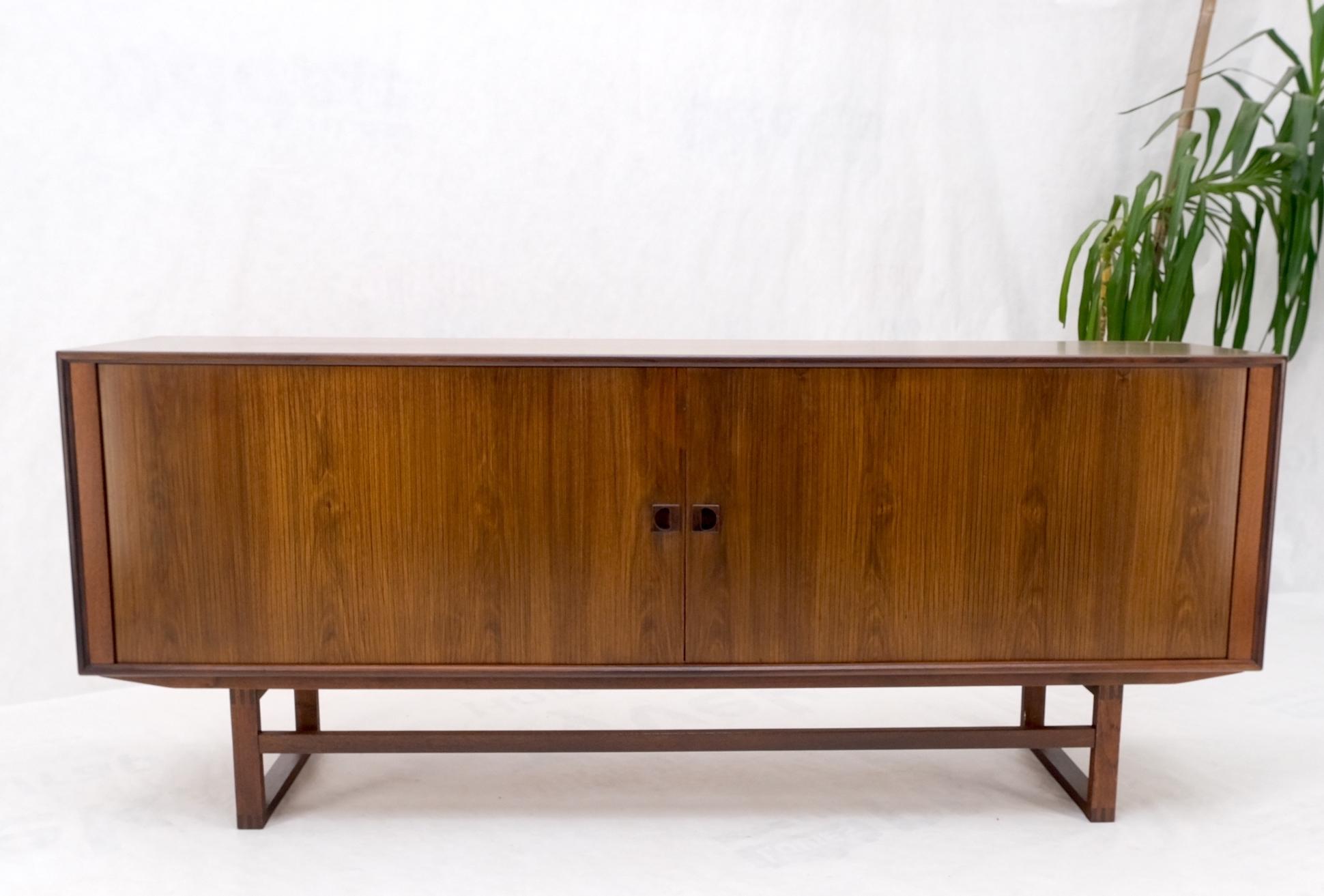 Tambour Doors Rosewood Danish Mid-Century Modern Long Credenza Buffet Dresser For Sale 6