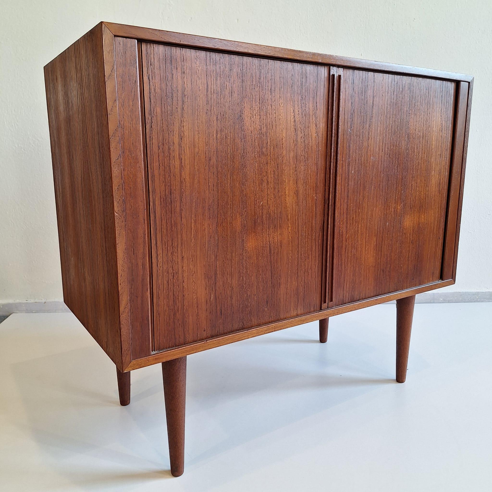 Armario de puertas correderas Tambour de Kai Kristiansen Danés en venta