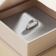 Tambourine Ring in White Gold