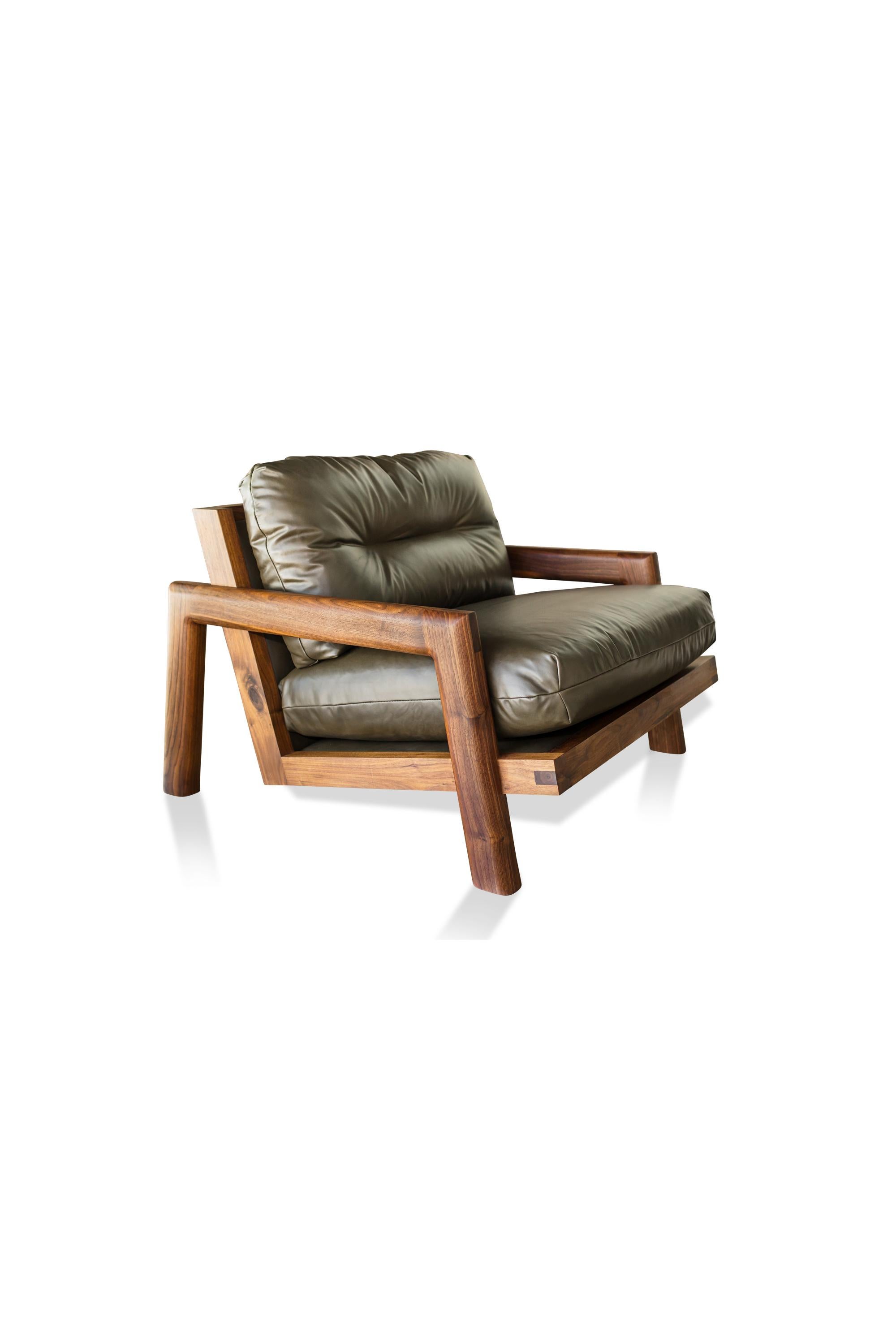 TAMBU Lounge Chair For Sale 1