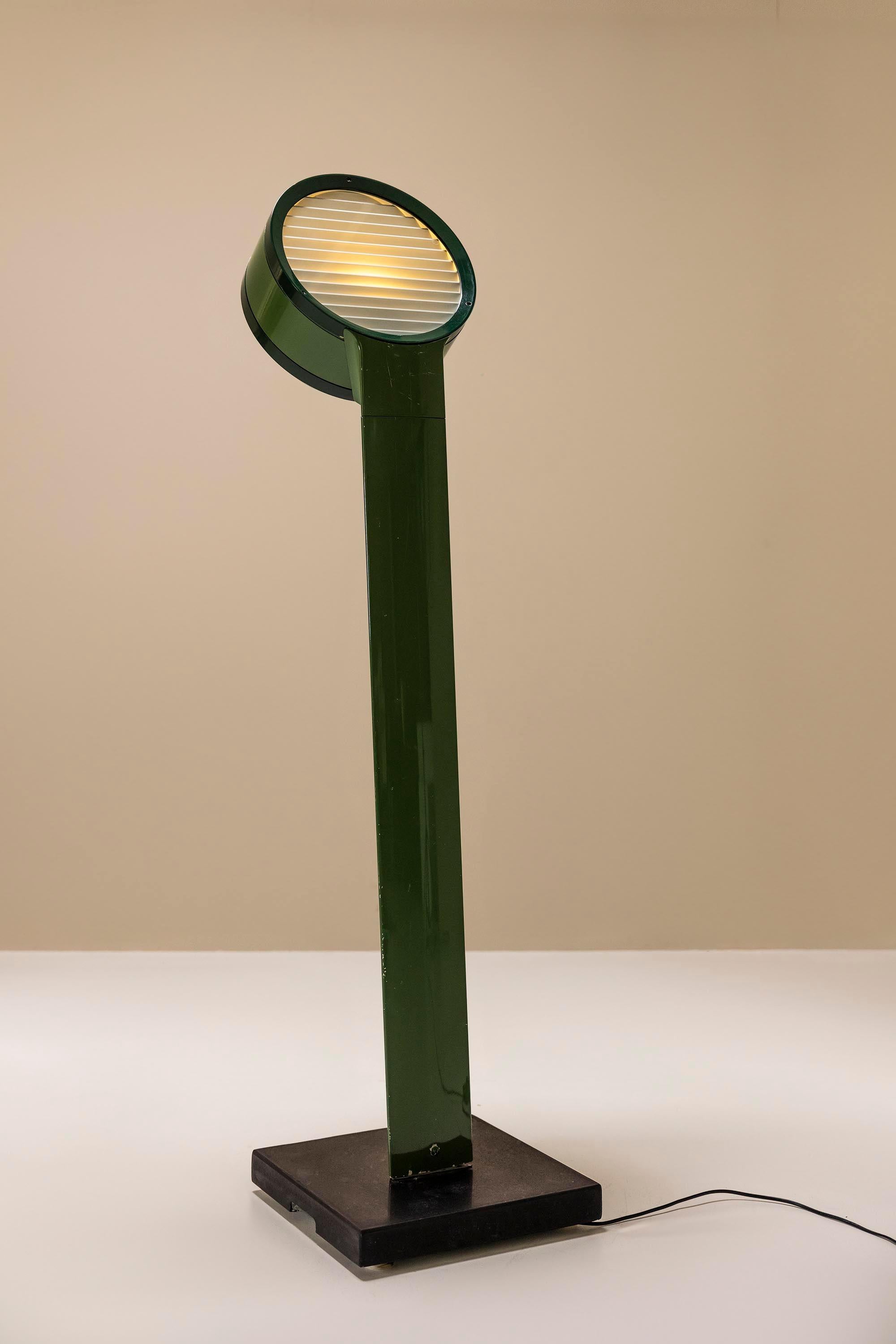 Tamburo Floor Lamp in Metal and Glass by Tobia Scarpa for Flos, Italy 1970s In Good Condition In Hellouw, NL