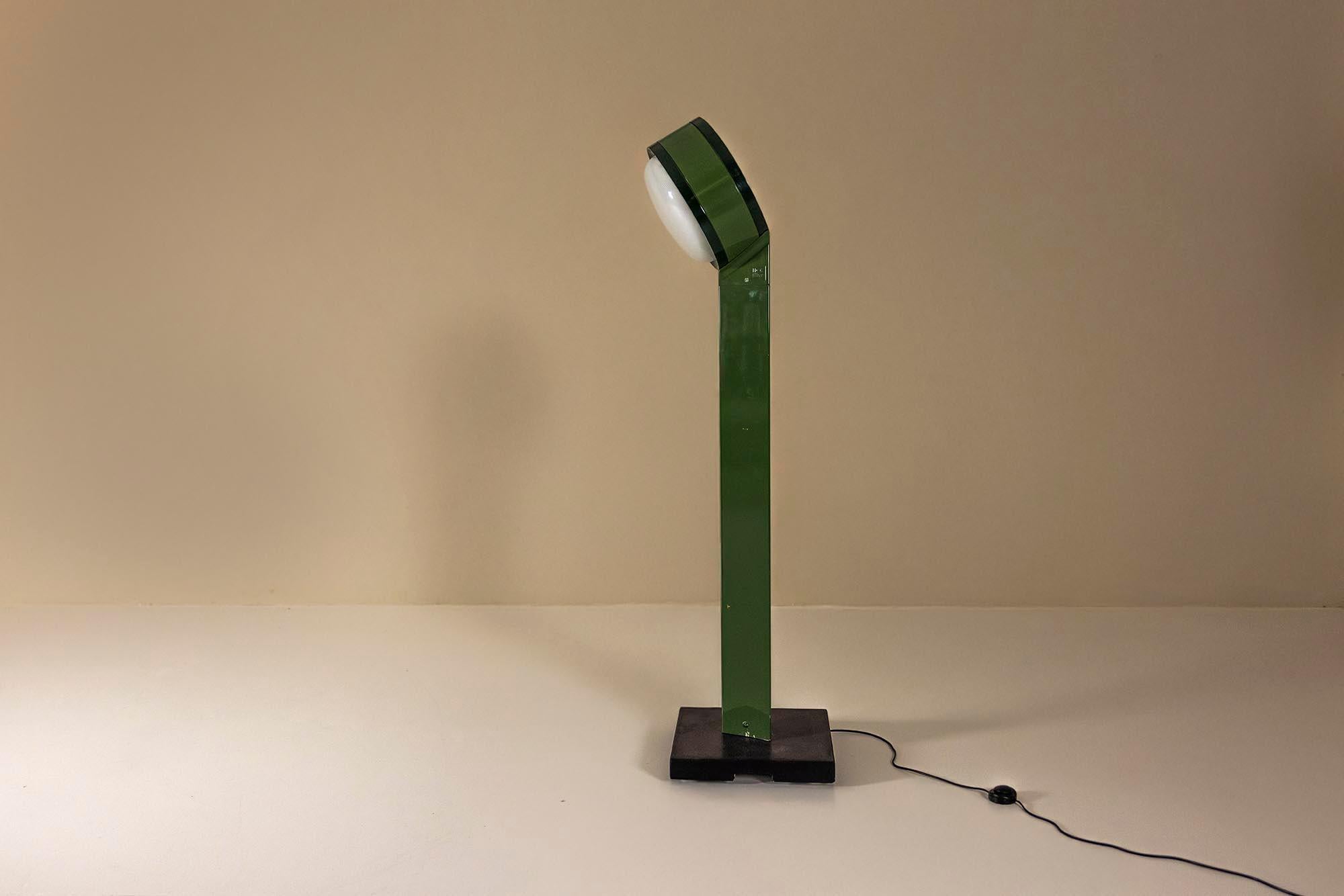Lampada da terra di medie dimensioni 'Tamburo' di Tobia Scarpa per Flos, Italia, anni '70 in vendita 5