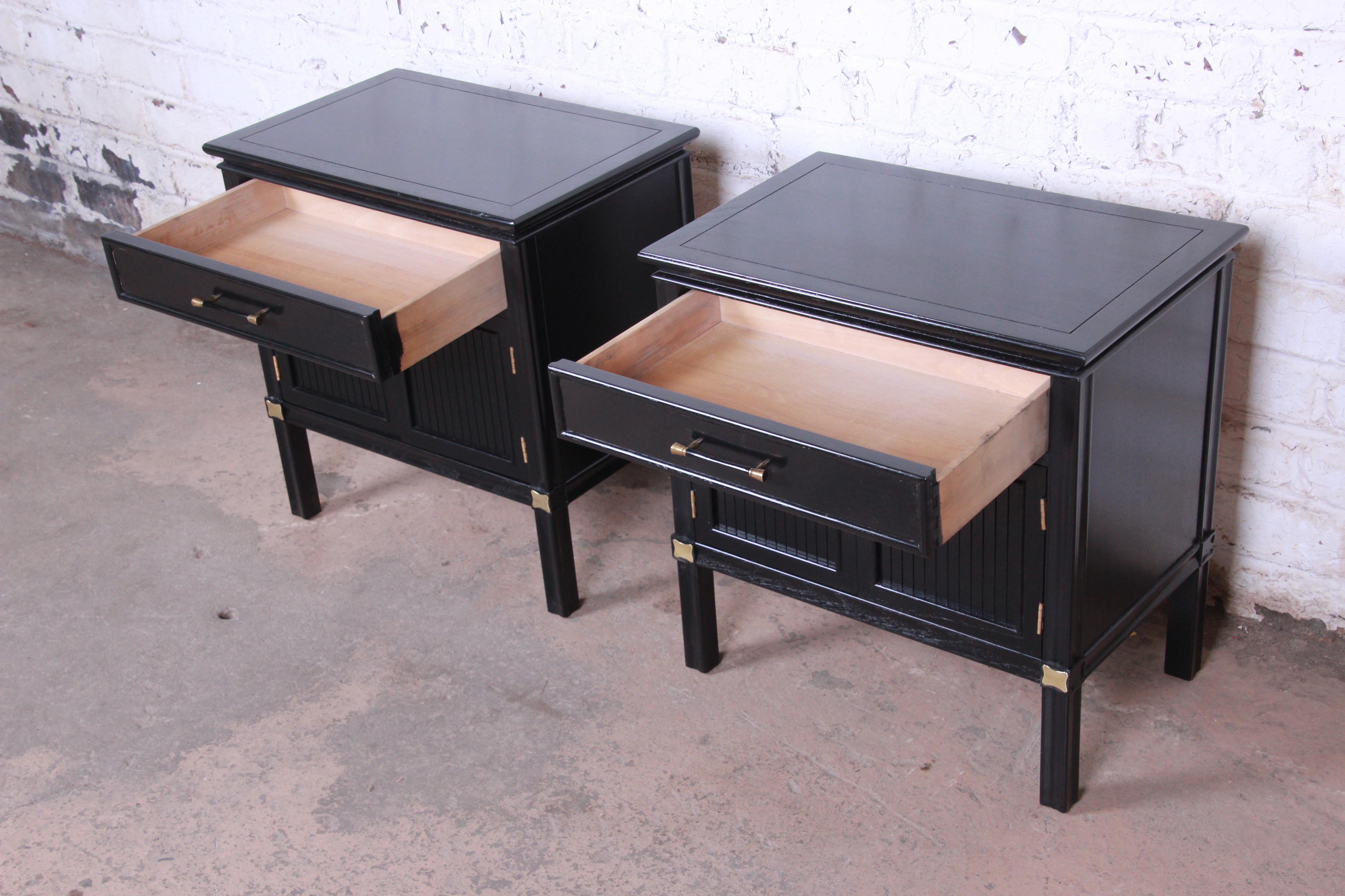Mid-20th Century Tamerlane Collection Hollywood Regency Chinoiserie Ebonized Nightstands, Pair