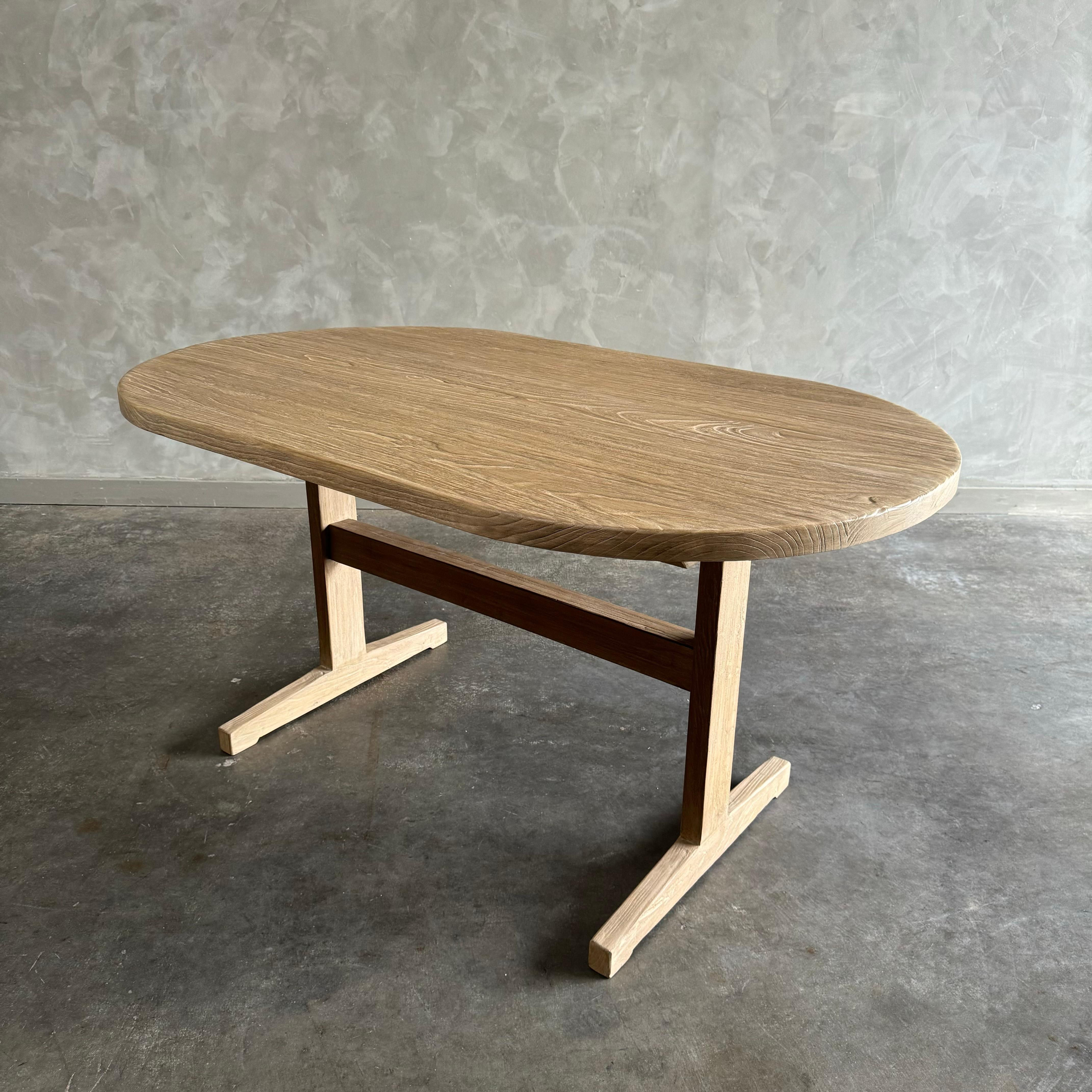 Tami Oval Dining Table For Sale 1
