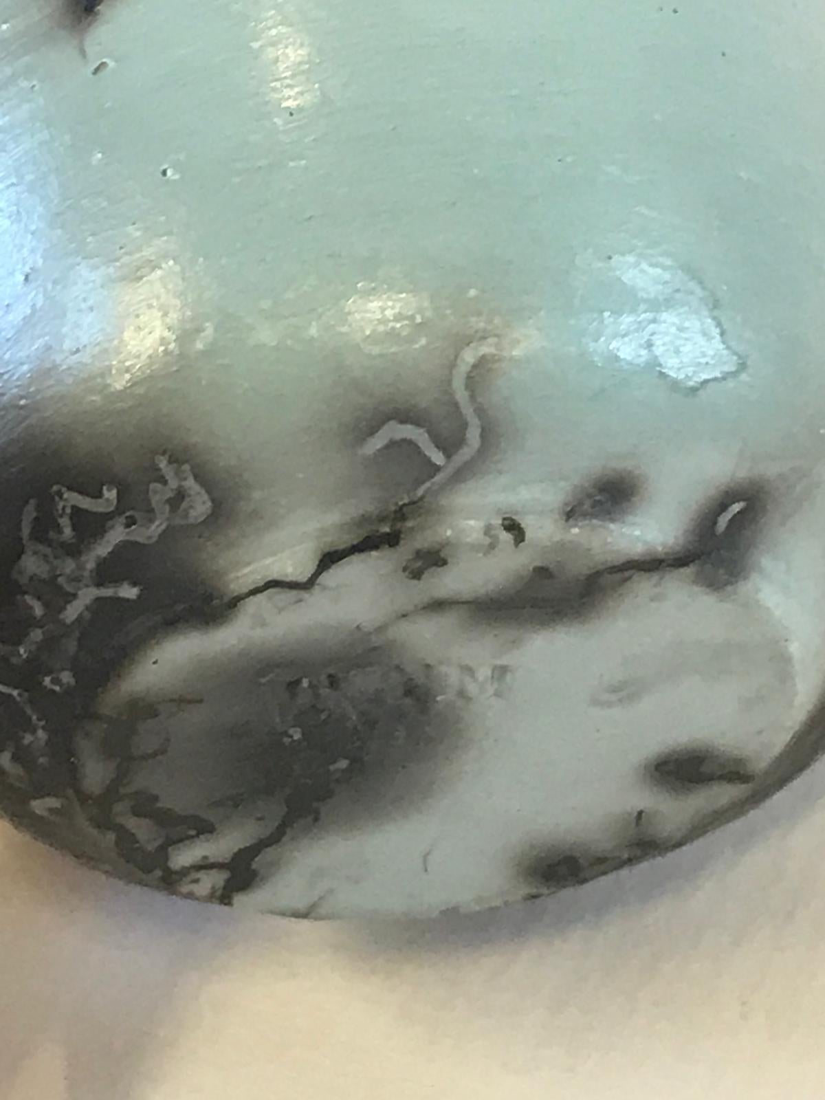 In vendita, Ceramica Naked Raku, Vaso blu uovo d'anatra piccolo, Ceramica, Scultura d'arte in vendita 1