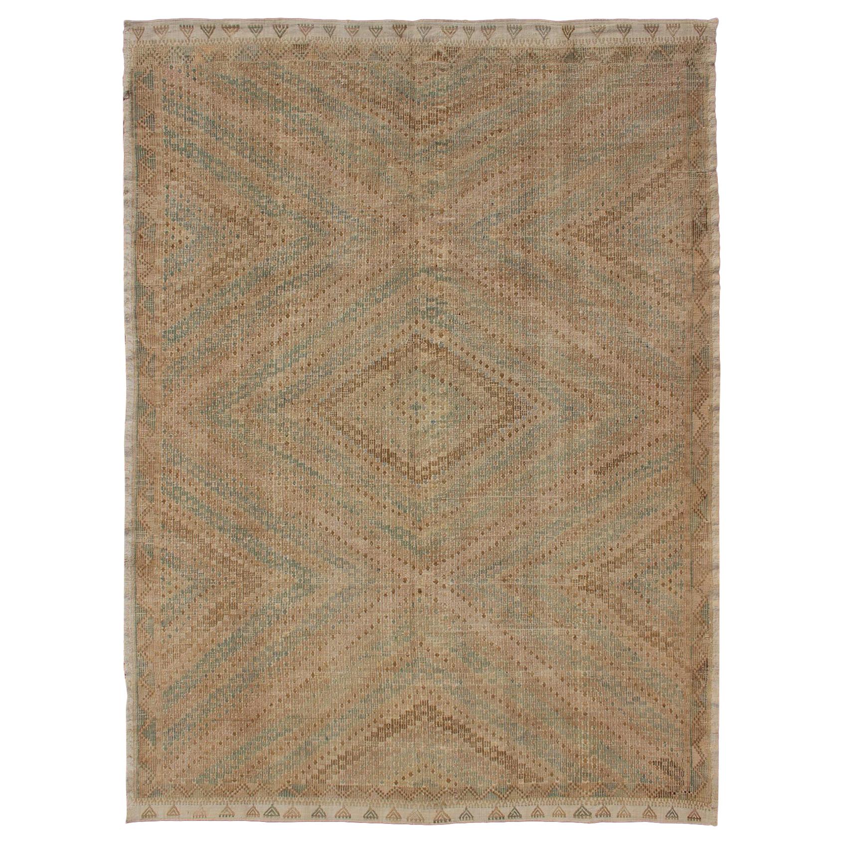 Brauner und rostfarbener türkischer Kelim-Teppich im Vintage-Stil mit geometrischem Diamantdesign