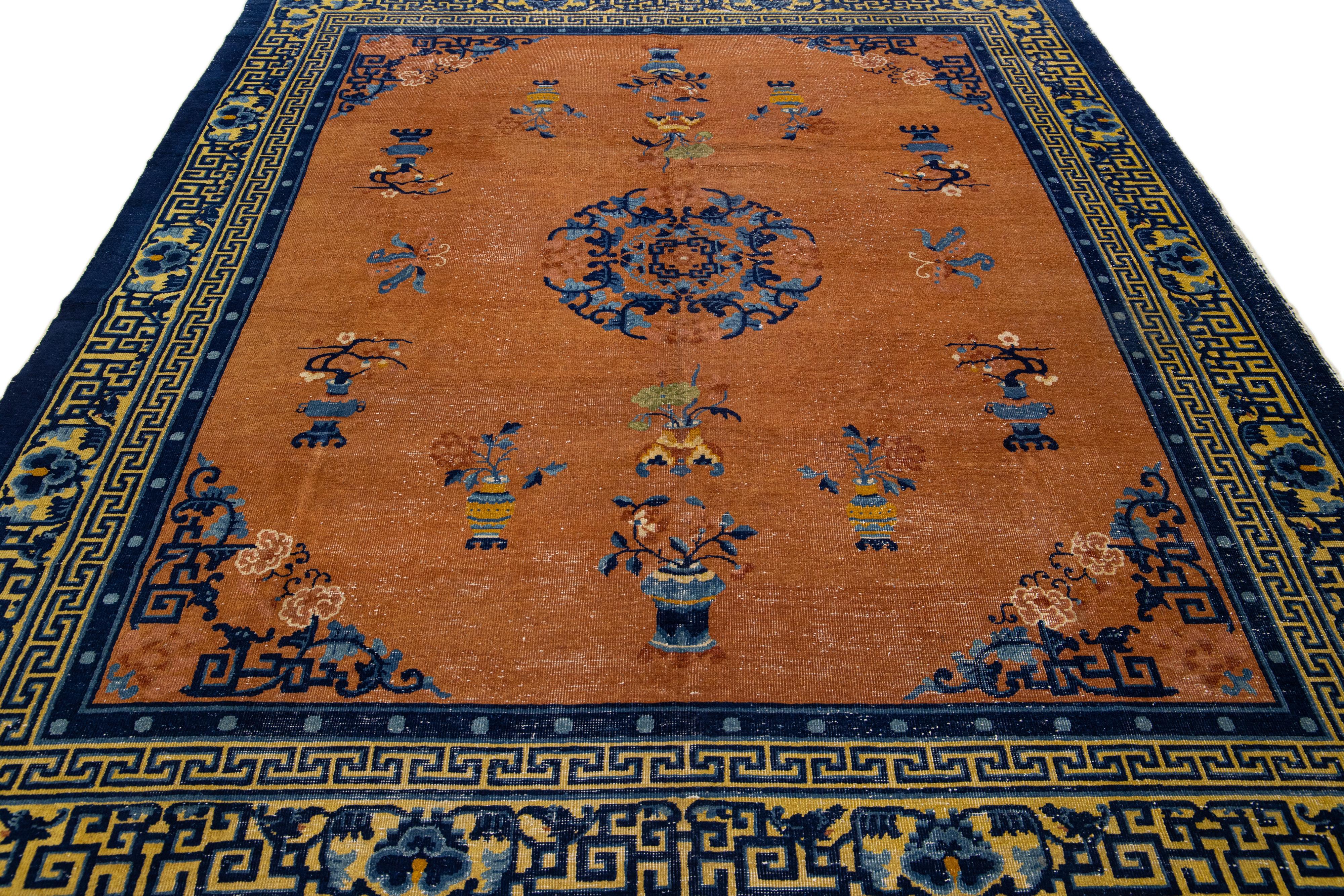 Art déco Tapis en laine artisanal Art Déco chinois ancien brun clair conçu à la main en vente