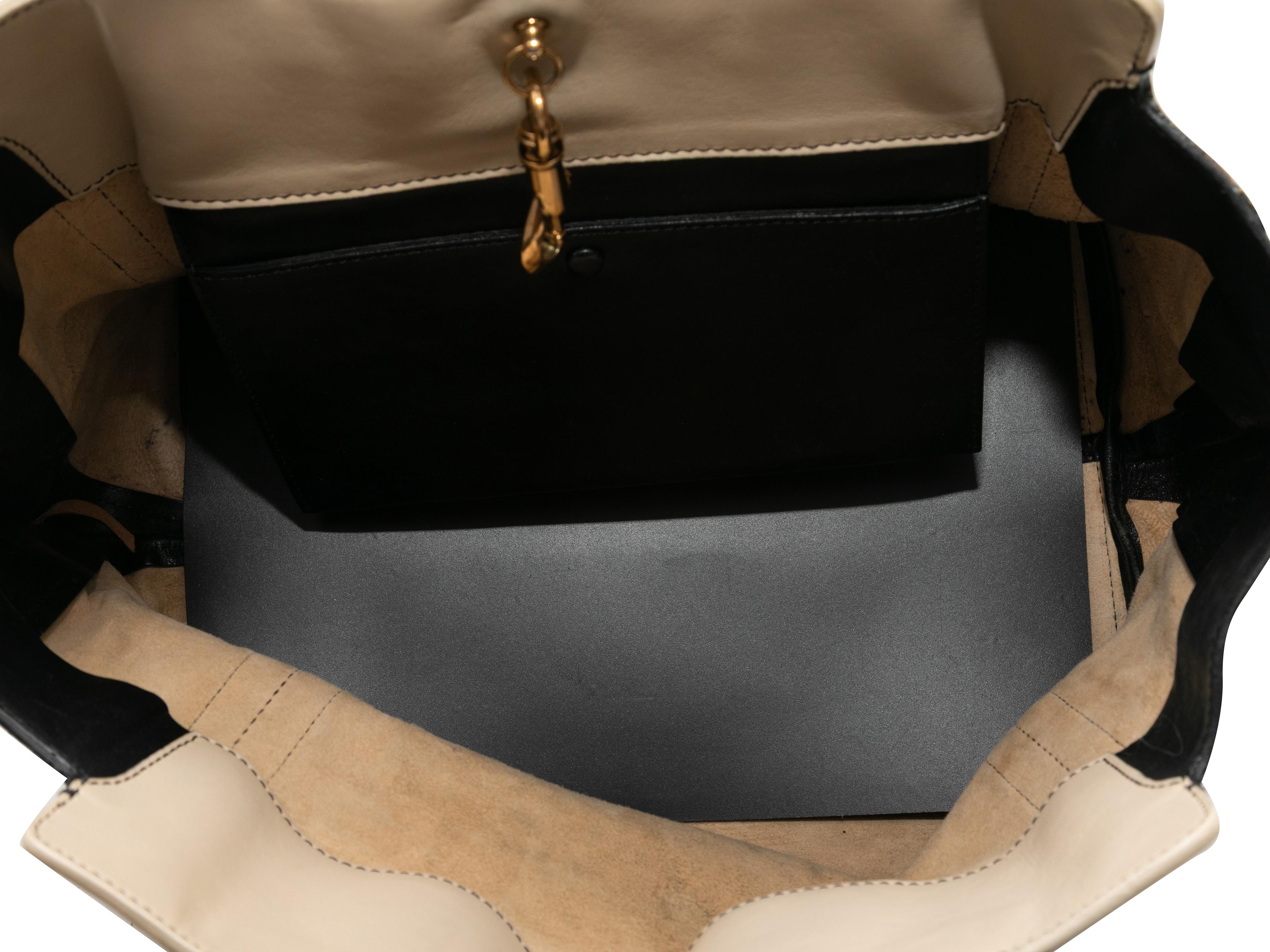Women's or Men's Tan & Black Chloe Medium Leather Tote Bag For Sale