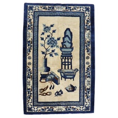 Tapis chinois oriental ancien du début du 20e siècle de couleur bleu brun clair