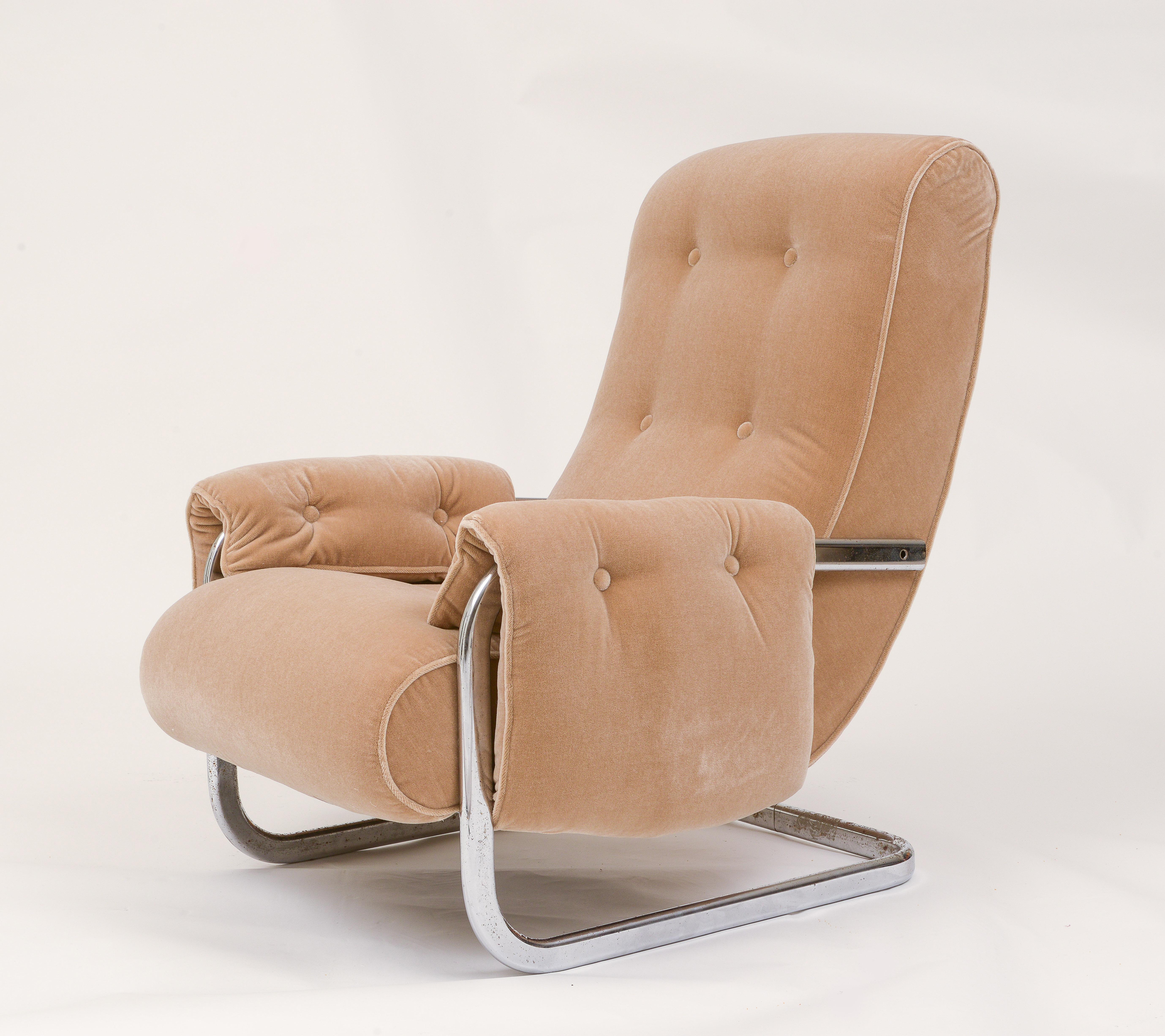 Mid-Century Modern Tan Brown Mohair Velvet Large Lounge Chairs, Guido Faleschini, 1970's, Italy