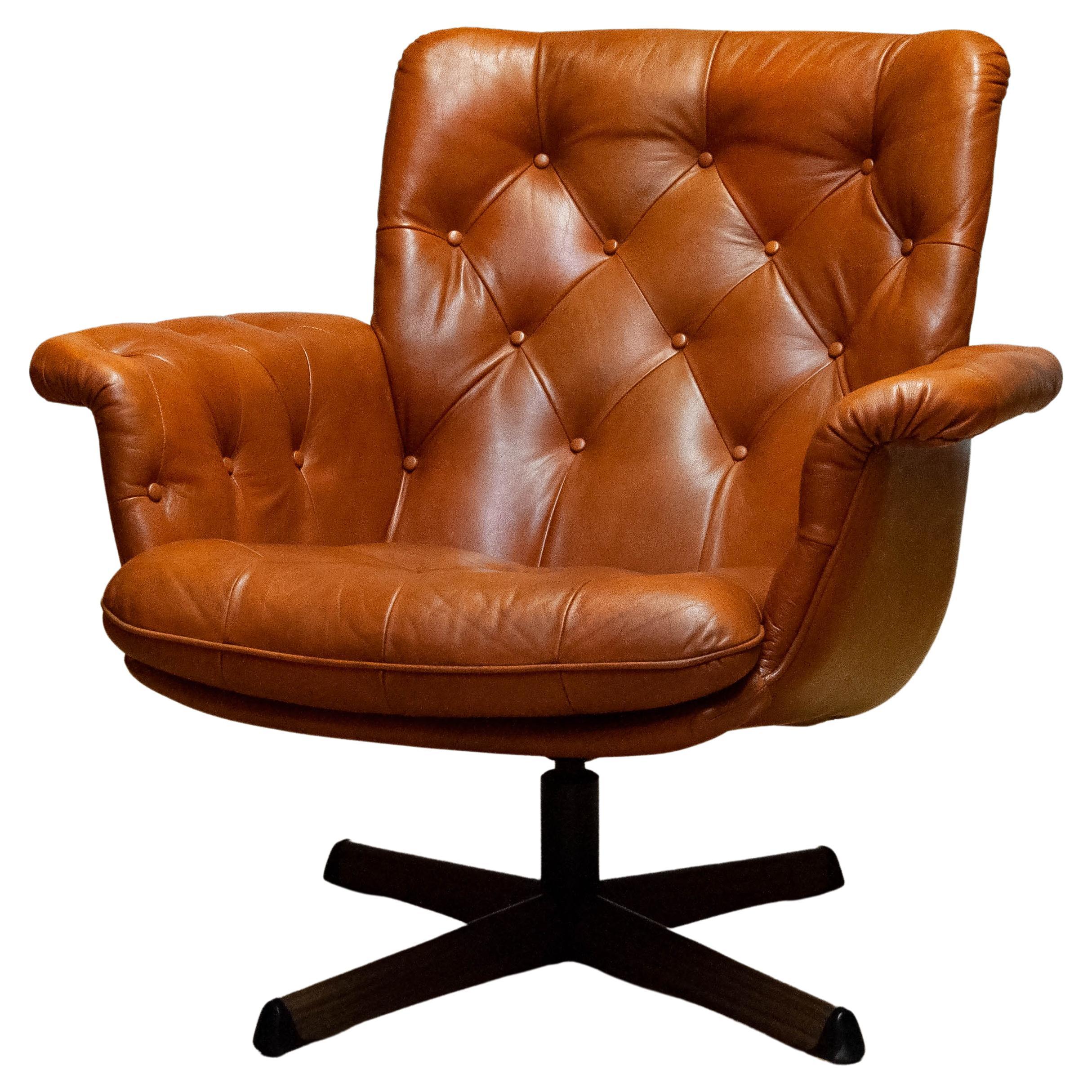 Tan Brown Padded Leather Swivel Chair Göte Nassjö Sweden 1960s
