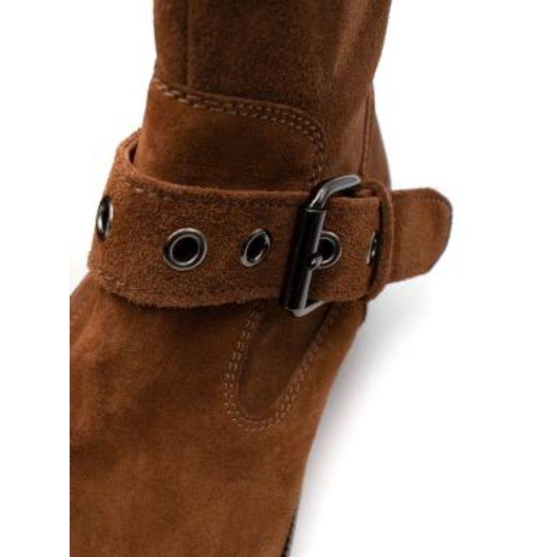 Women's or Men's Tan distressed suede buckle boots For Sale