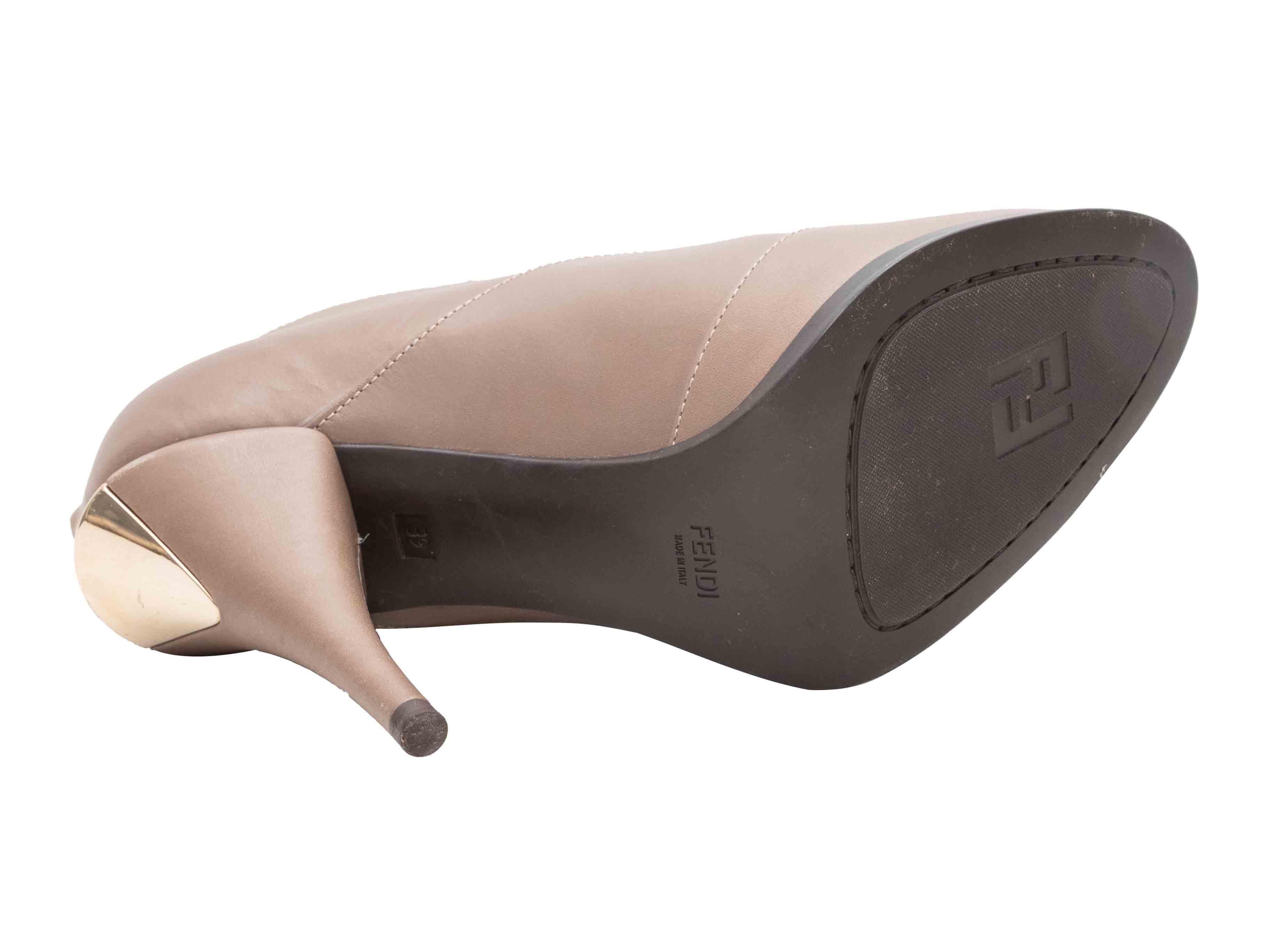De las mujeres Botines con puntera Fendi color canela Talla 39 en venta