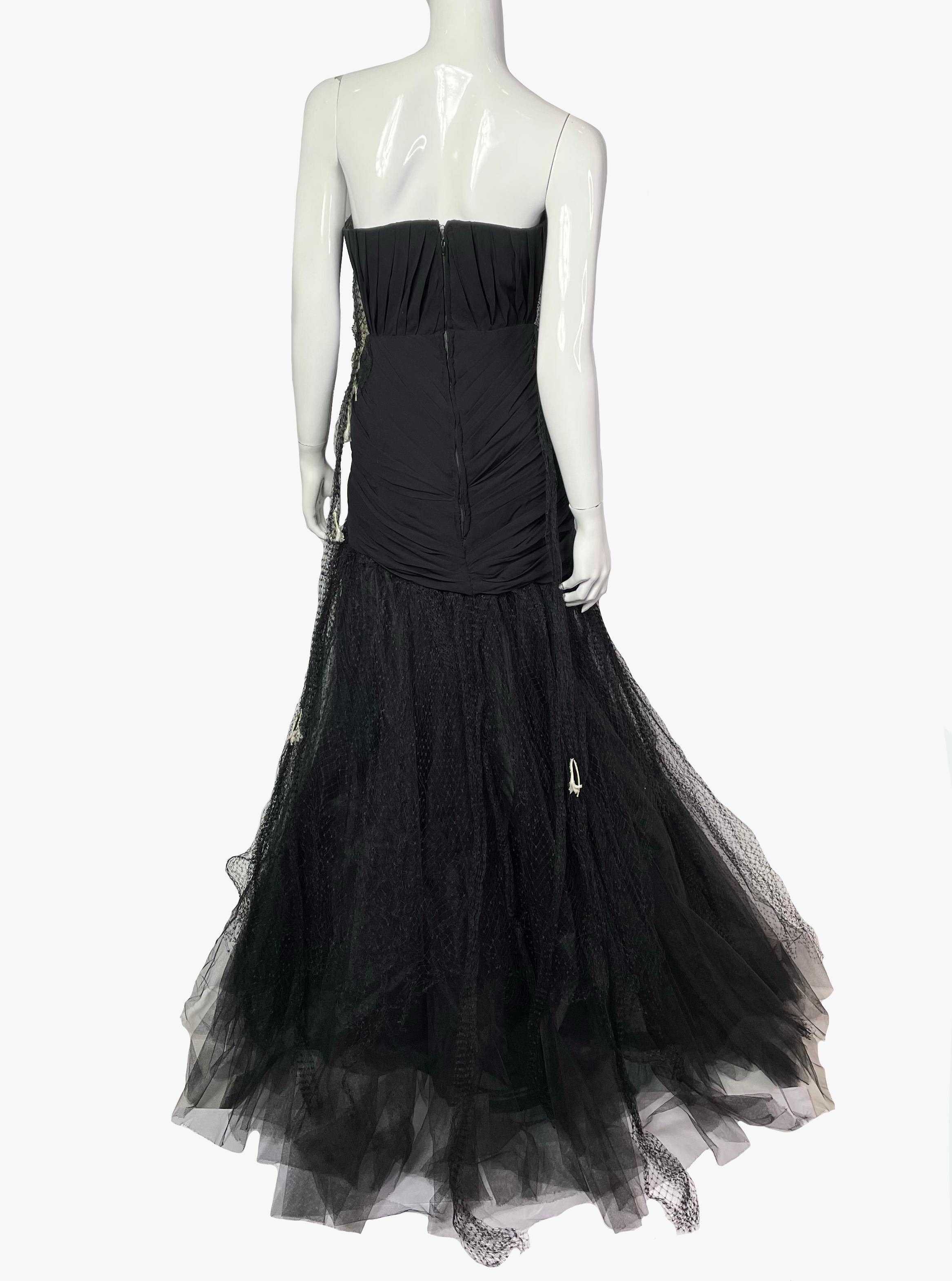 Tan Giudicelli vintage bustier black couture gown, 1980s For Sale 3
