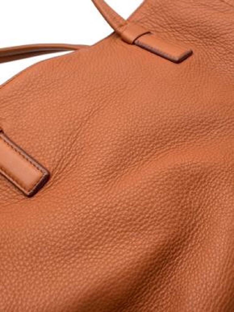 Tan Grained Leather Handbag For Sale 5