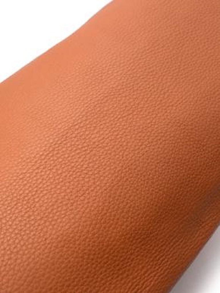 Tan Grained Leather Handbag For Sale 4