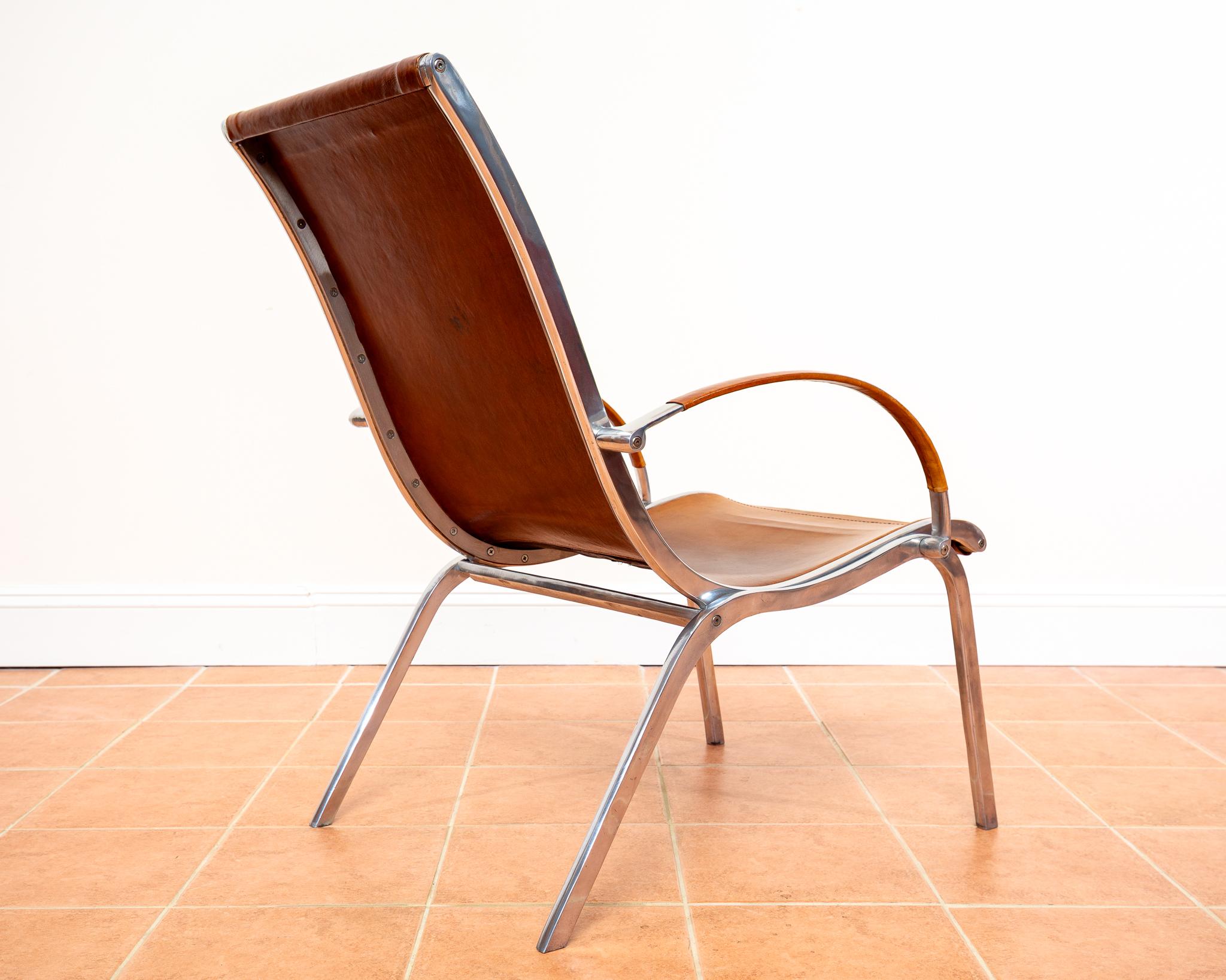 Tan Hide Leather Lounge Chair MCM Bauhaus Aluminium Mid Century Hungarian 1970s In Good Condition For Sale In London, GB