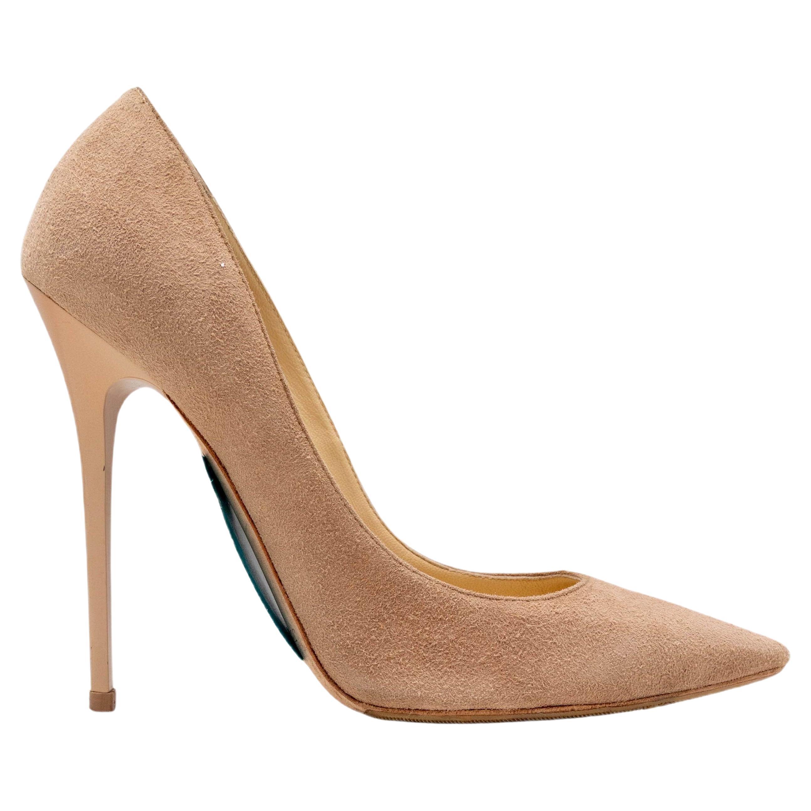 Braune Jimmy Choo Pumps aus Wildleder mit spitzer Spitze