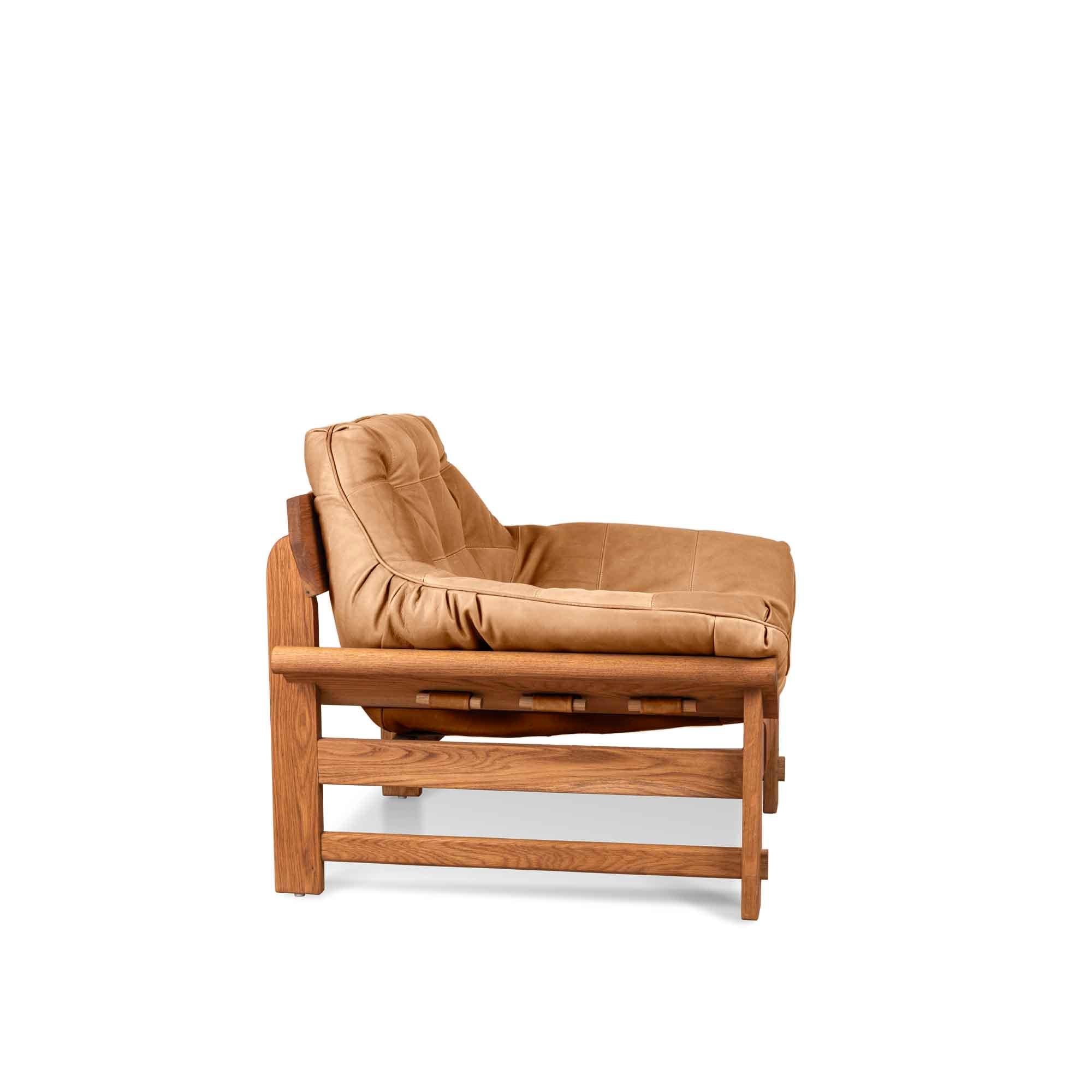 American Tan Leather and Oak Ojai Lounge Chair by Lawson-Fenning For Sale