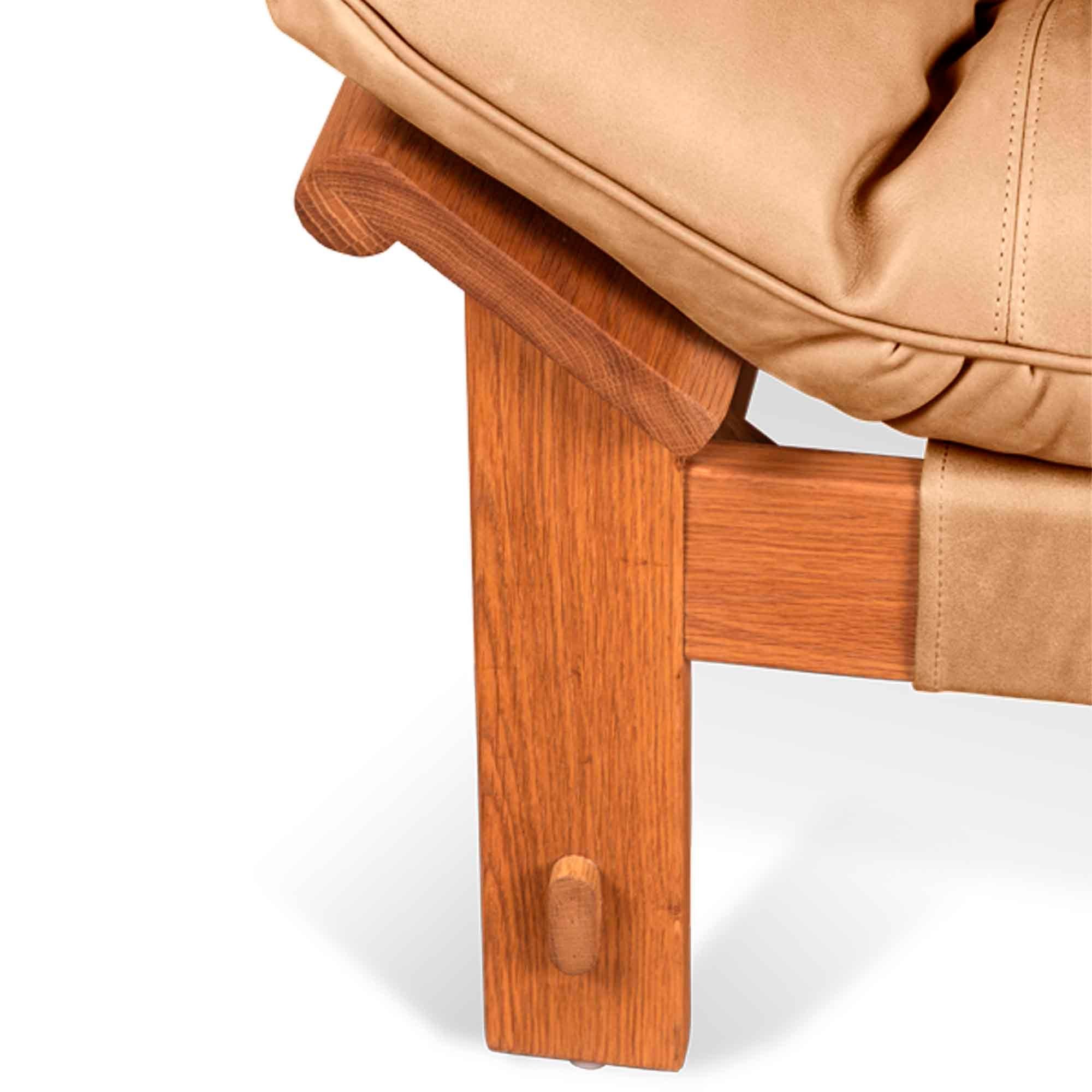 Contemporary Tan Leather and Oak Ojai Lounge Chair by Lawson-Fenning For Sale
