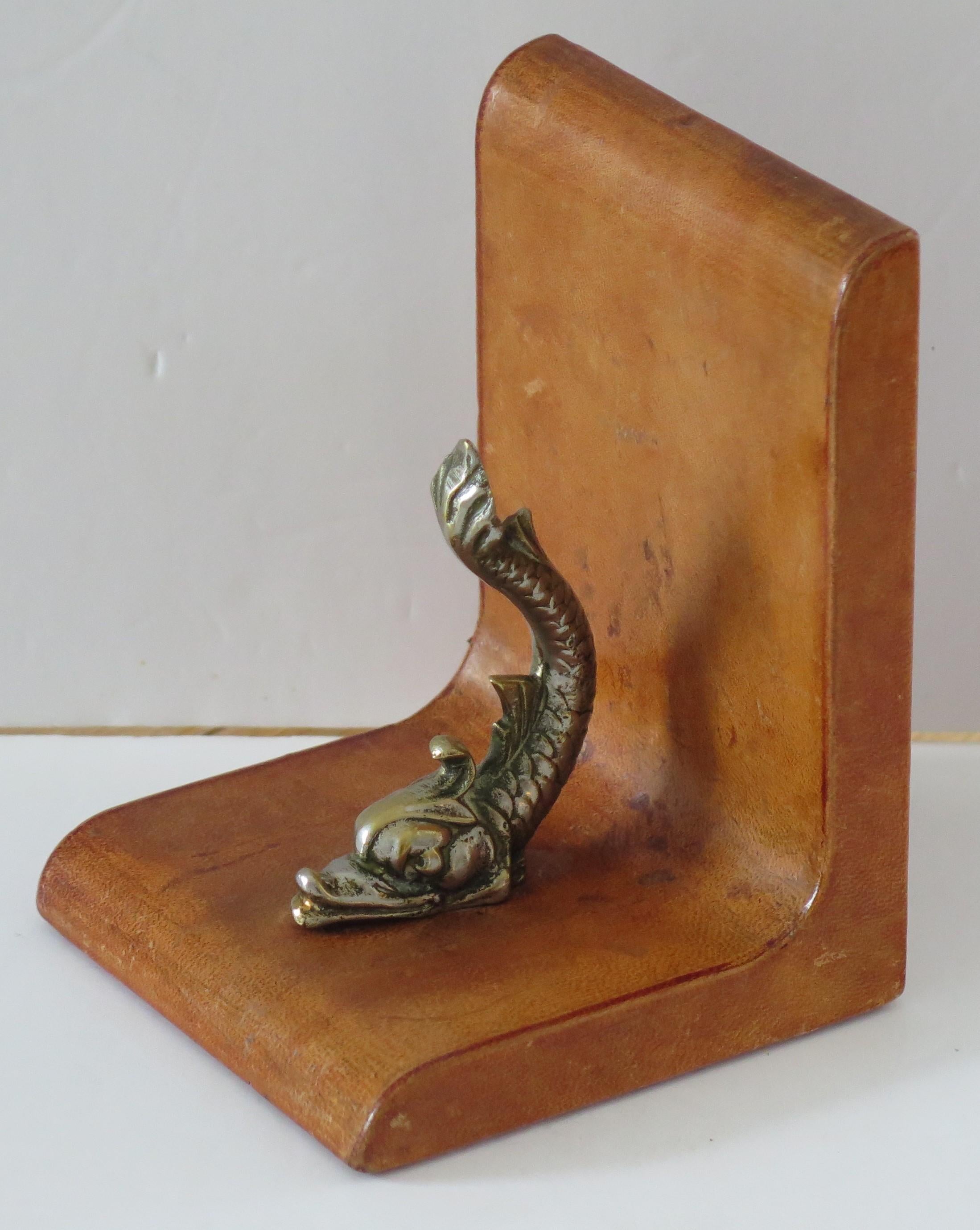 Metal Tan Leather Bookends Mounted with Gilt Bronzed Dolphins, Italian circa 1940 For Sale