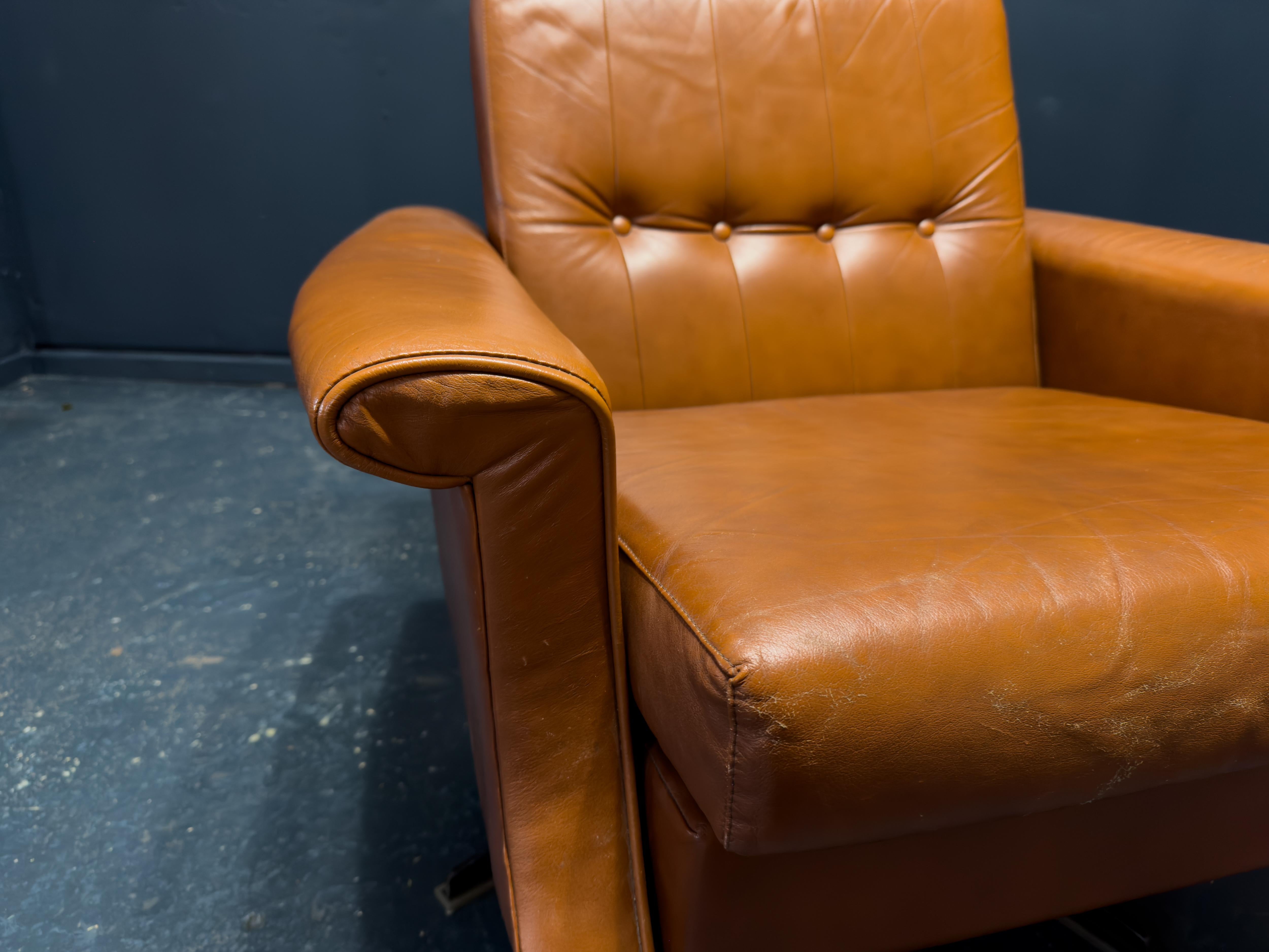 Tan Leather Reclining Chair 6
