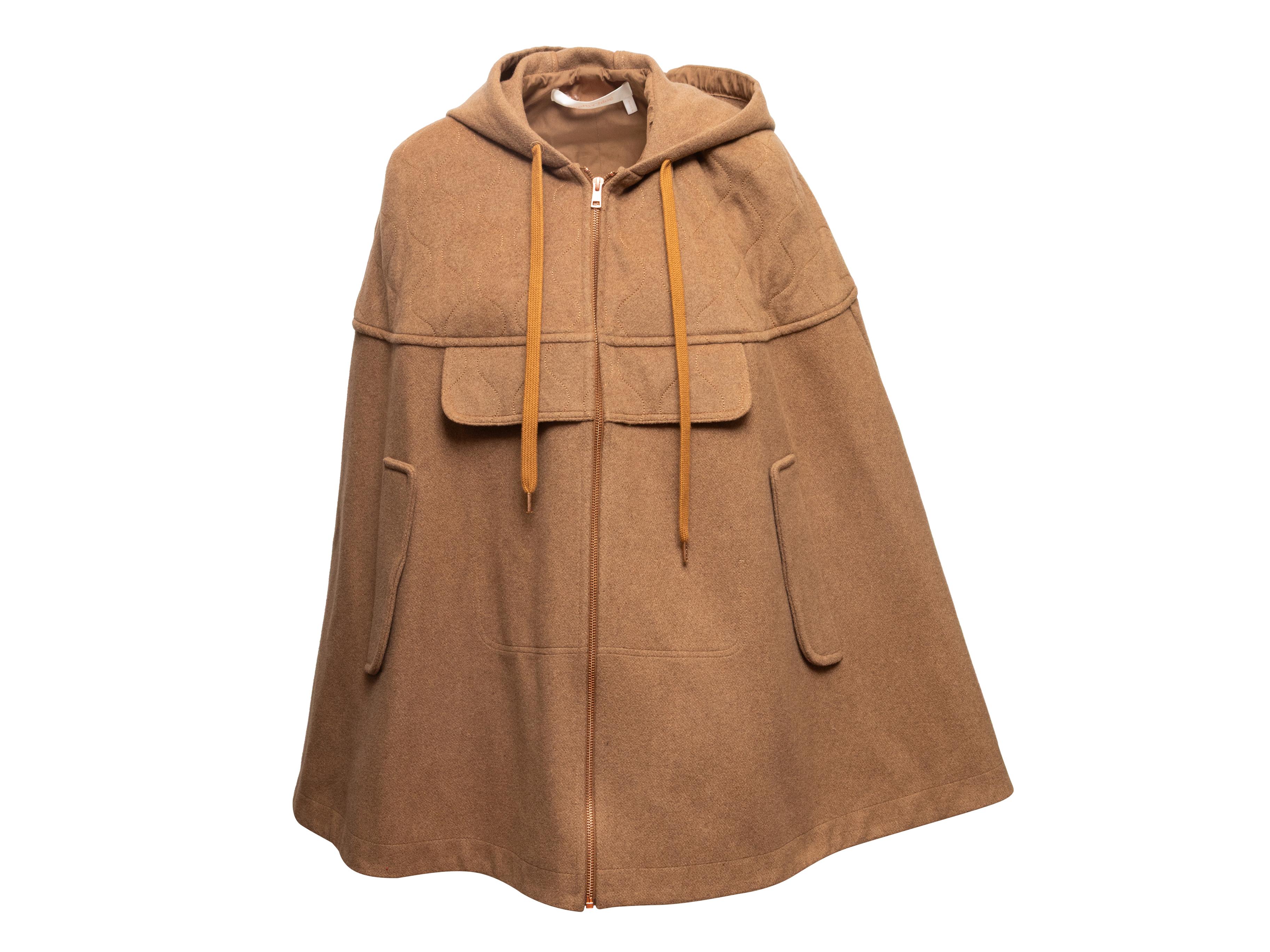 Mantella con cappuccio in lana marrone di See By Chloe. Chiusura frontale con zip. Seno 50