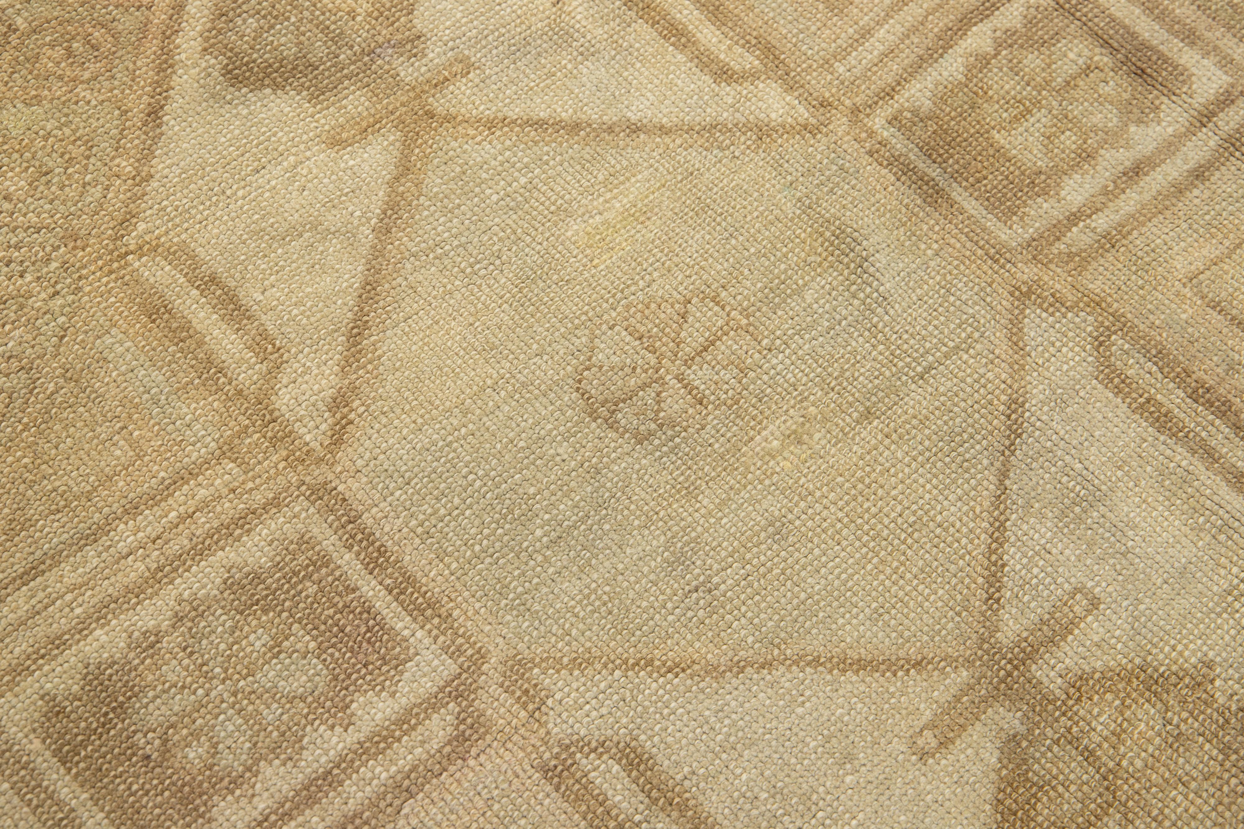 Tan Vintage Türkischer Anatolischer handgefertigter Teppich aus Wolle mit geometrischem Motiv, Vintage im Angebot 2