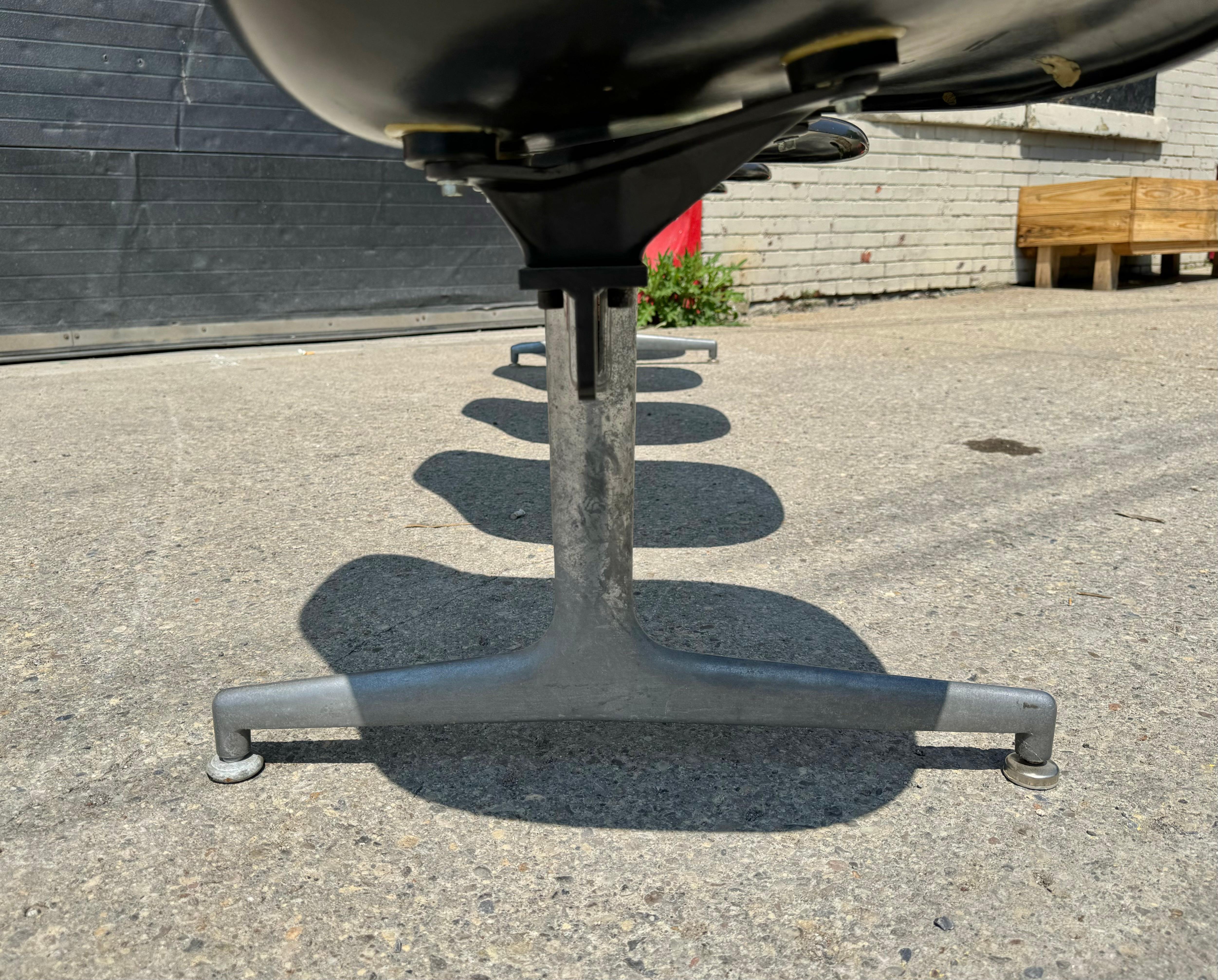 herman miller tandem bench
