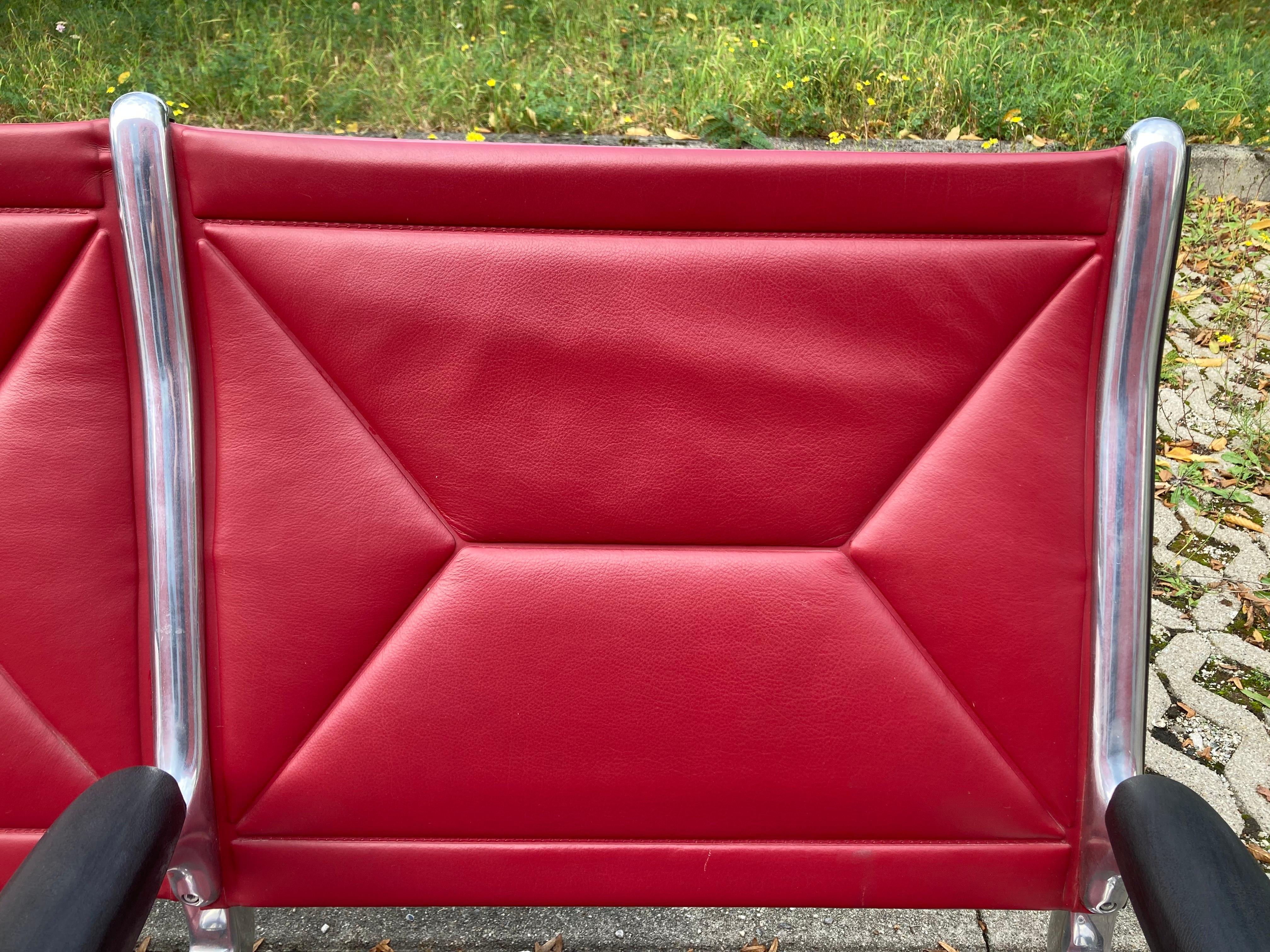 Banc Tandem Sling ETS Eames bordeaux par Vitra Herman Miller en vente 7