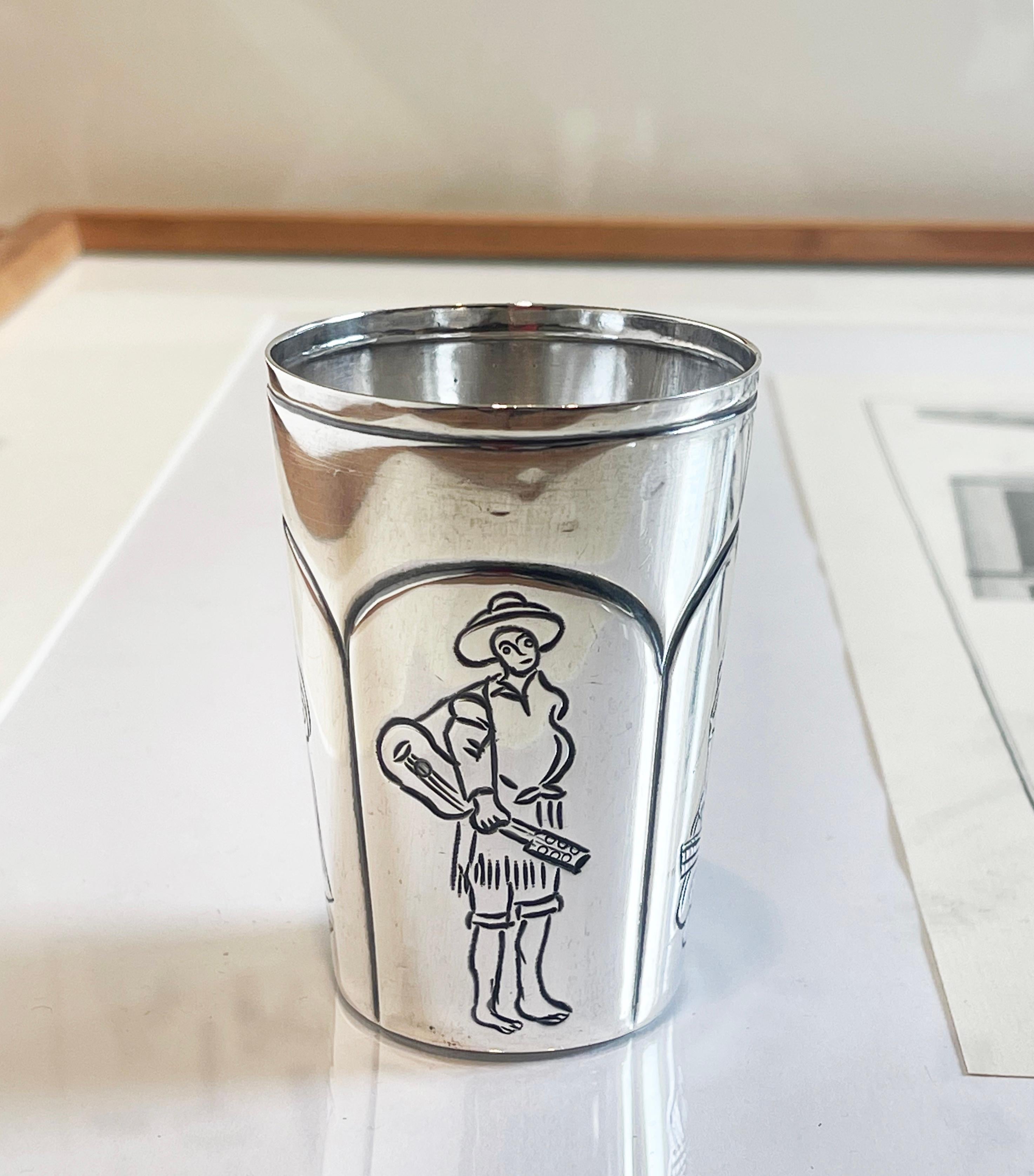 Mexican Tane of Mexico Antique Beaker Sterling Silver by J. Marmolejos, ca. 1965 For Sale