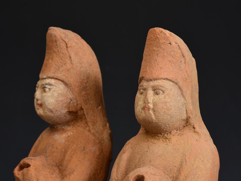 Tang Dynasty, A Set of Antique Chinese Painted Pottery Soldier For Sale 1