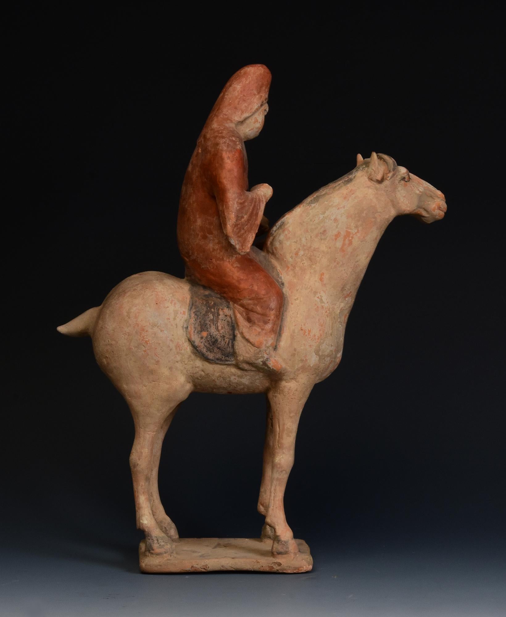Tang Dynasty, antica ceramica cinese dipinta Cavallo e cavaliere con Oxford TLTest in vendita 4