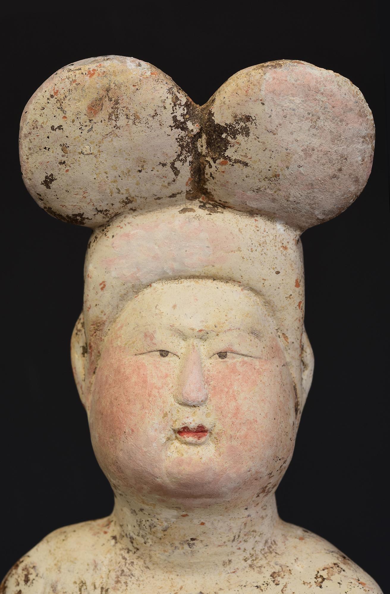 Tang Dynasty, Antique Chinese Painted Pottery Fat Lady with Oxford TL Test In Good Condition For Sale In Sampantawong, TH
