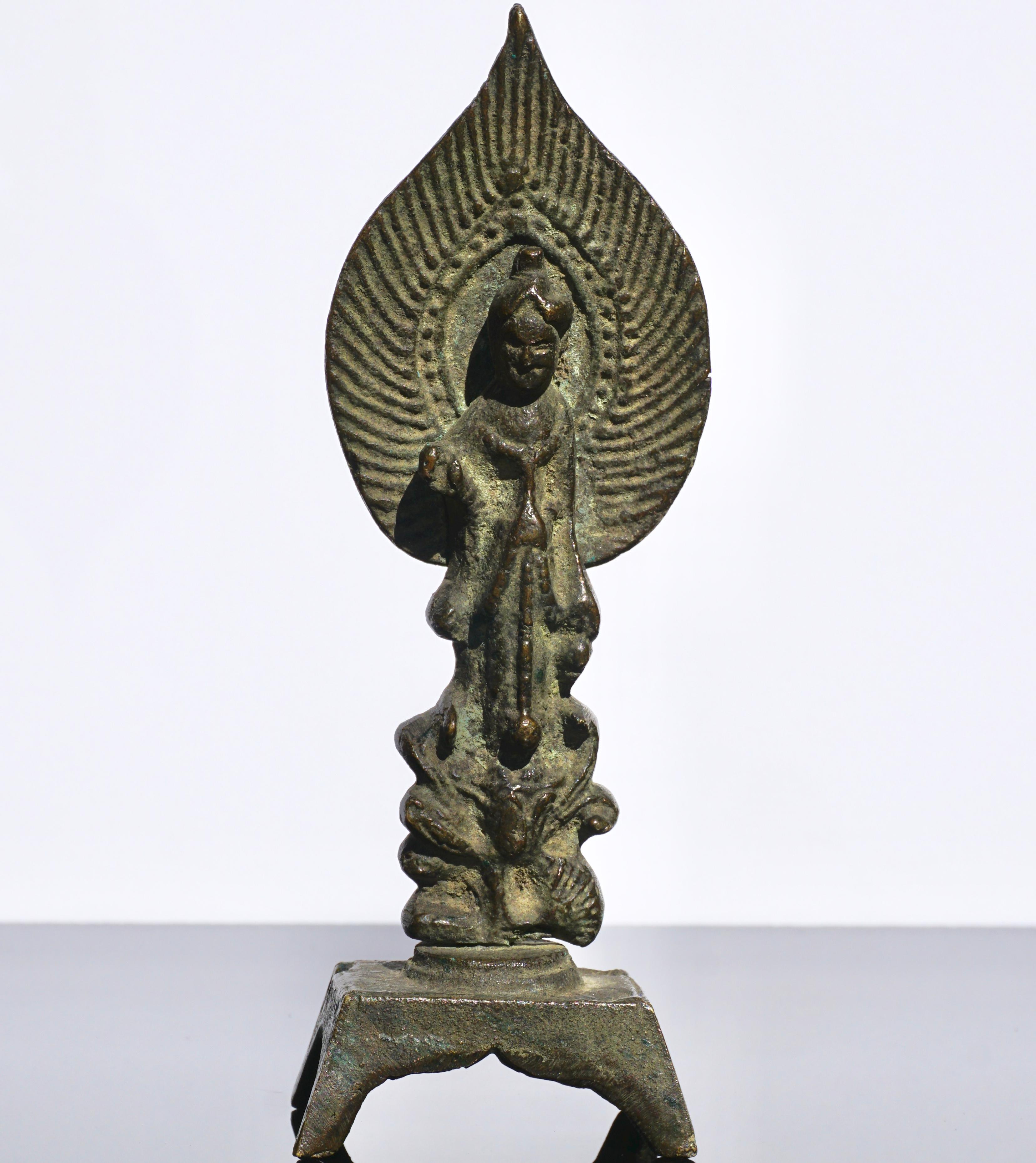 Tang Dynasty Bronze Buddha, 618AD-907AD In Good Condition In Dallas, TX