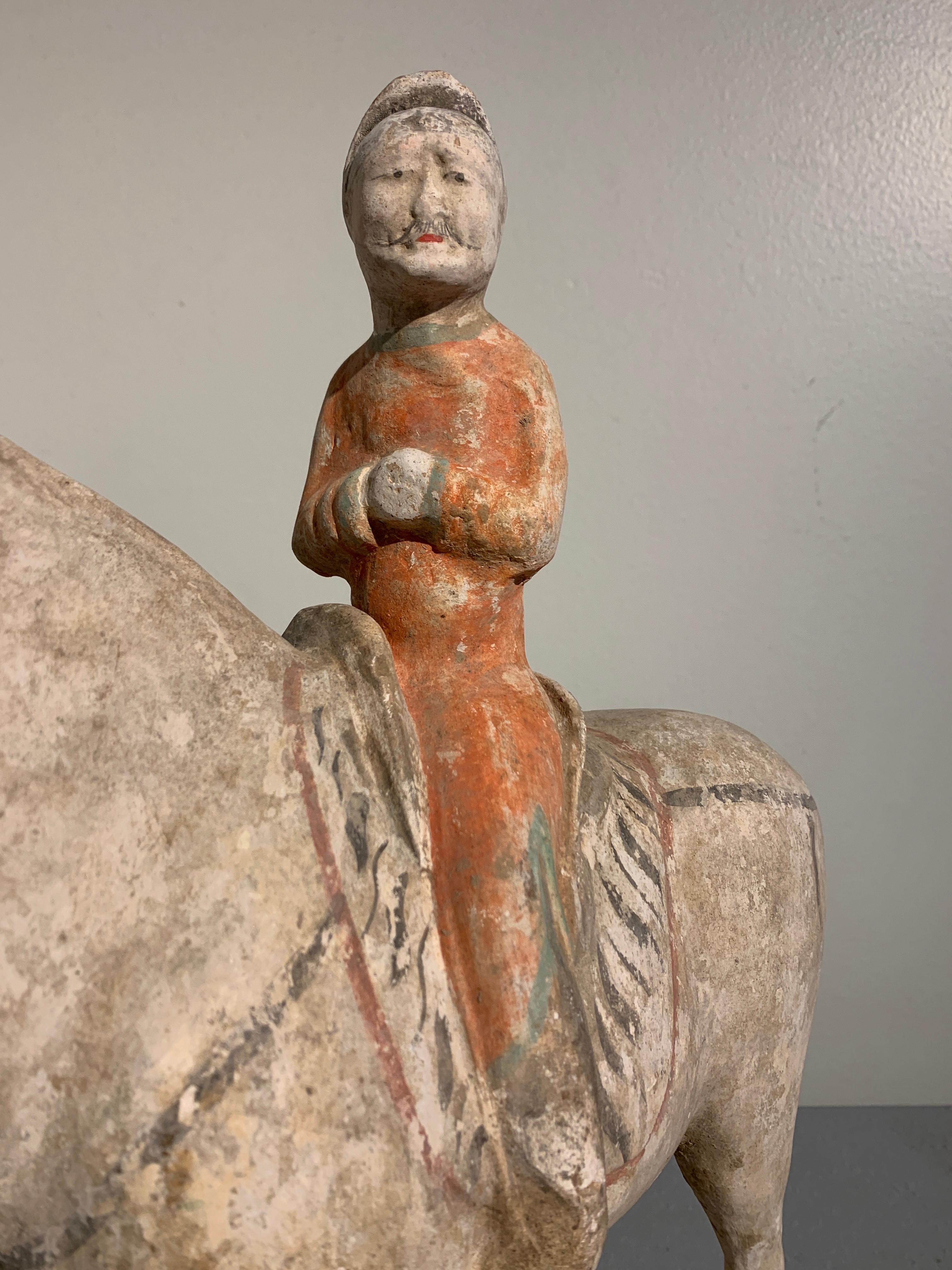 Cheval et cavalier de la dynastie Tang:: poterie peinte:: vers le 9e siècle:: Chine 6