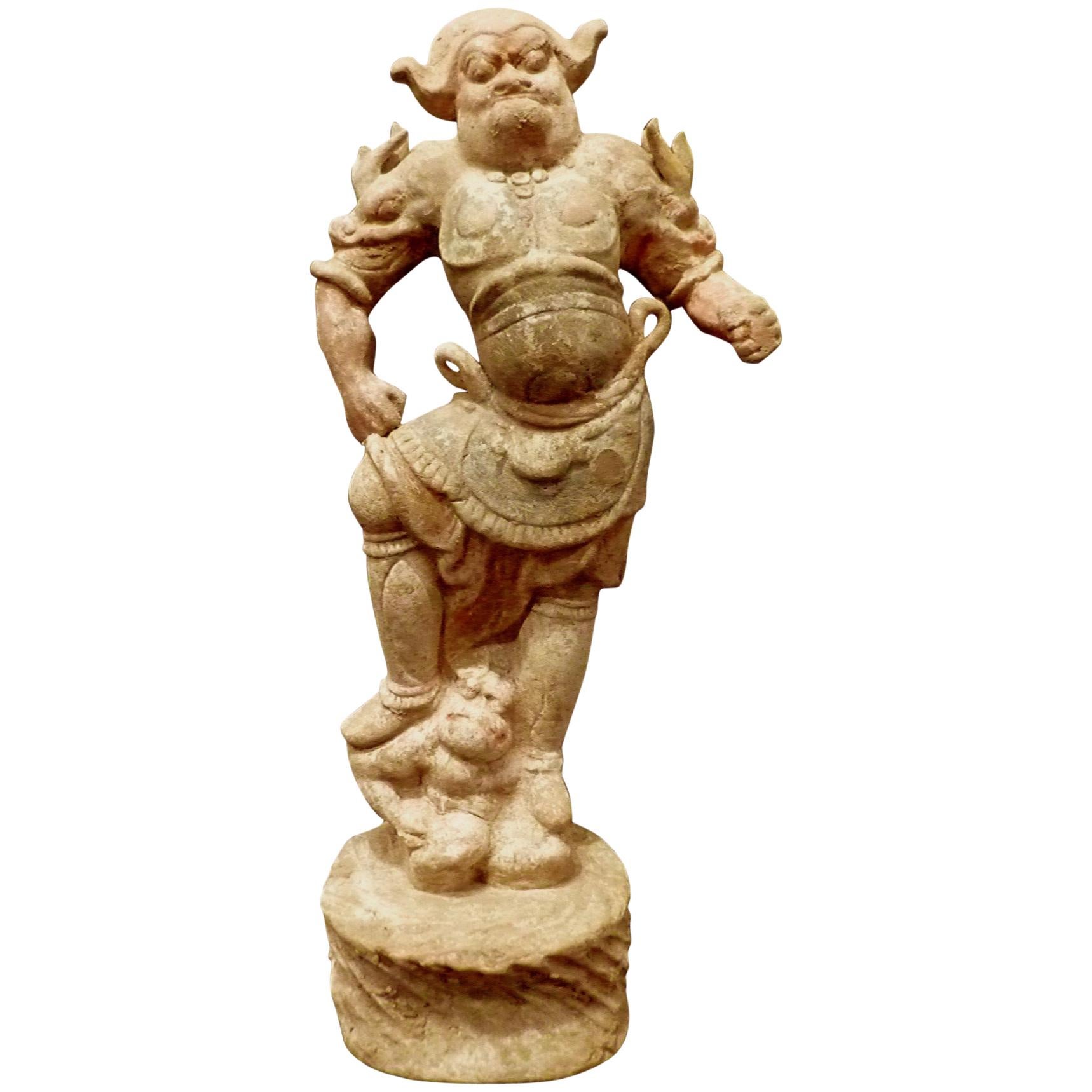 Statue en poterie de la dynastie Tang représentant le gardien Lokapala,  Testé par Oxford TL