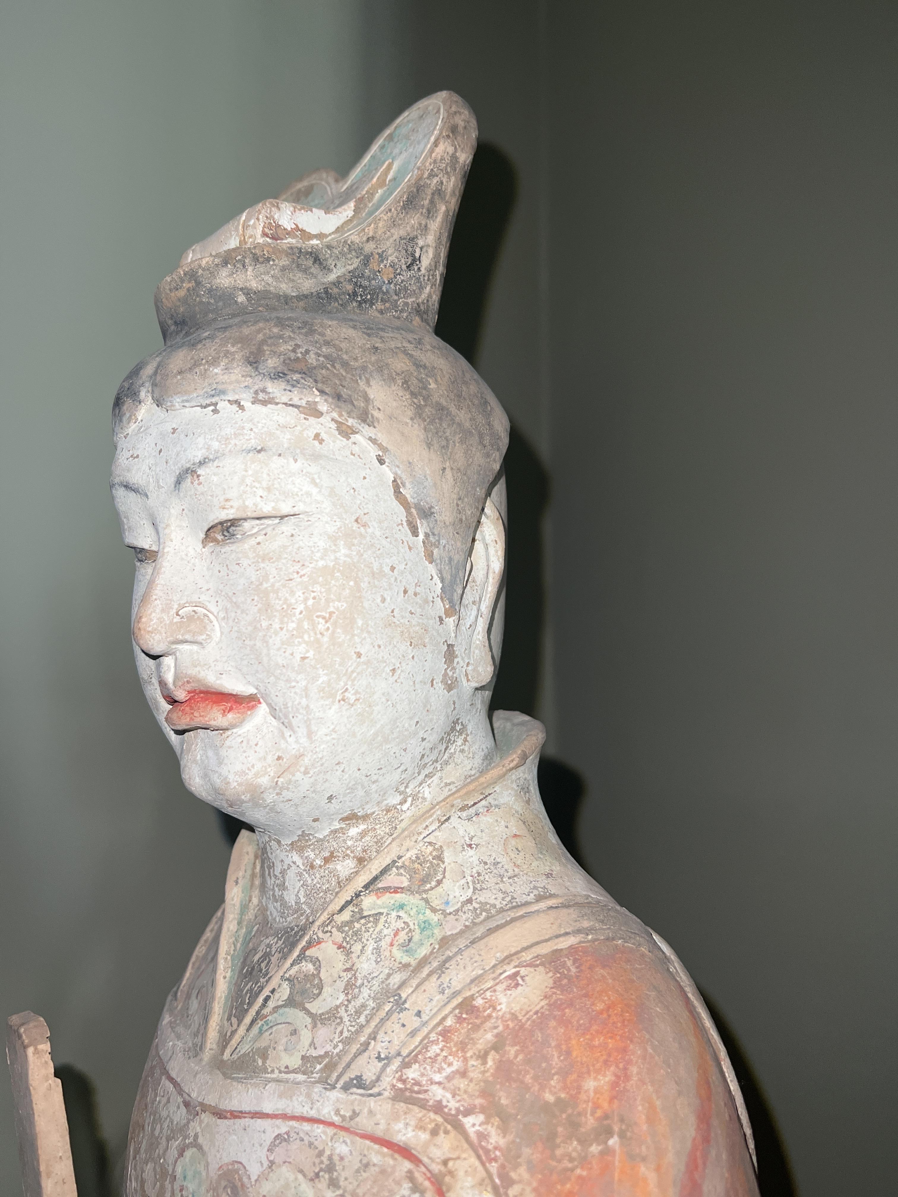 Tang Dynasty Standing Official with Oxford TL Certificate In Good Condition For Sale In Bronx, NY