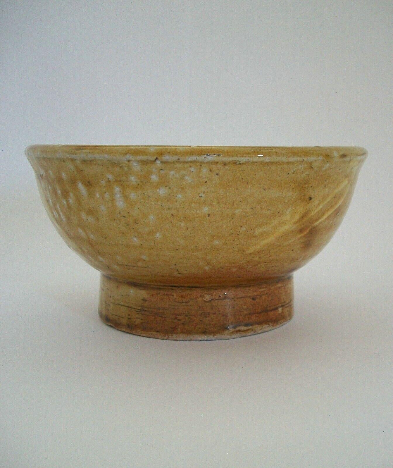 Tang Dynasty Style Amber Glazed Bowl, Splash Decoration, China, 20th Century For Sale 3