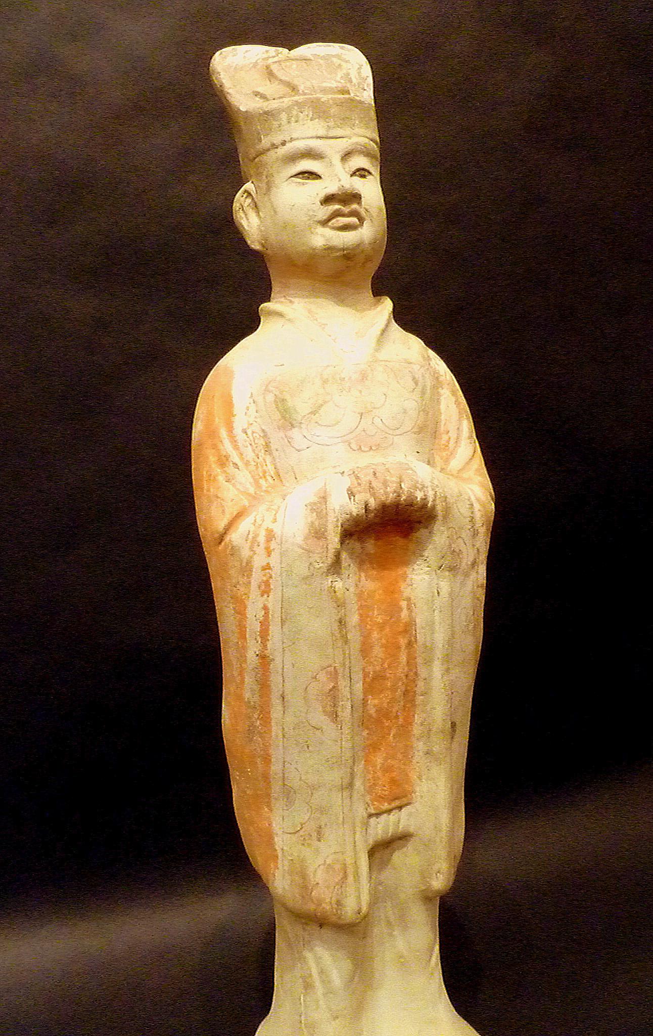 Chinese Tang Dynasty Terracotta Pottery Statue of Civil Officer, Oxford TL Tested For Sale