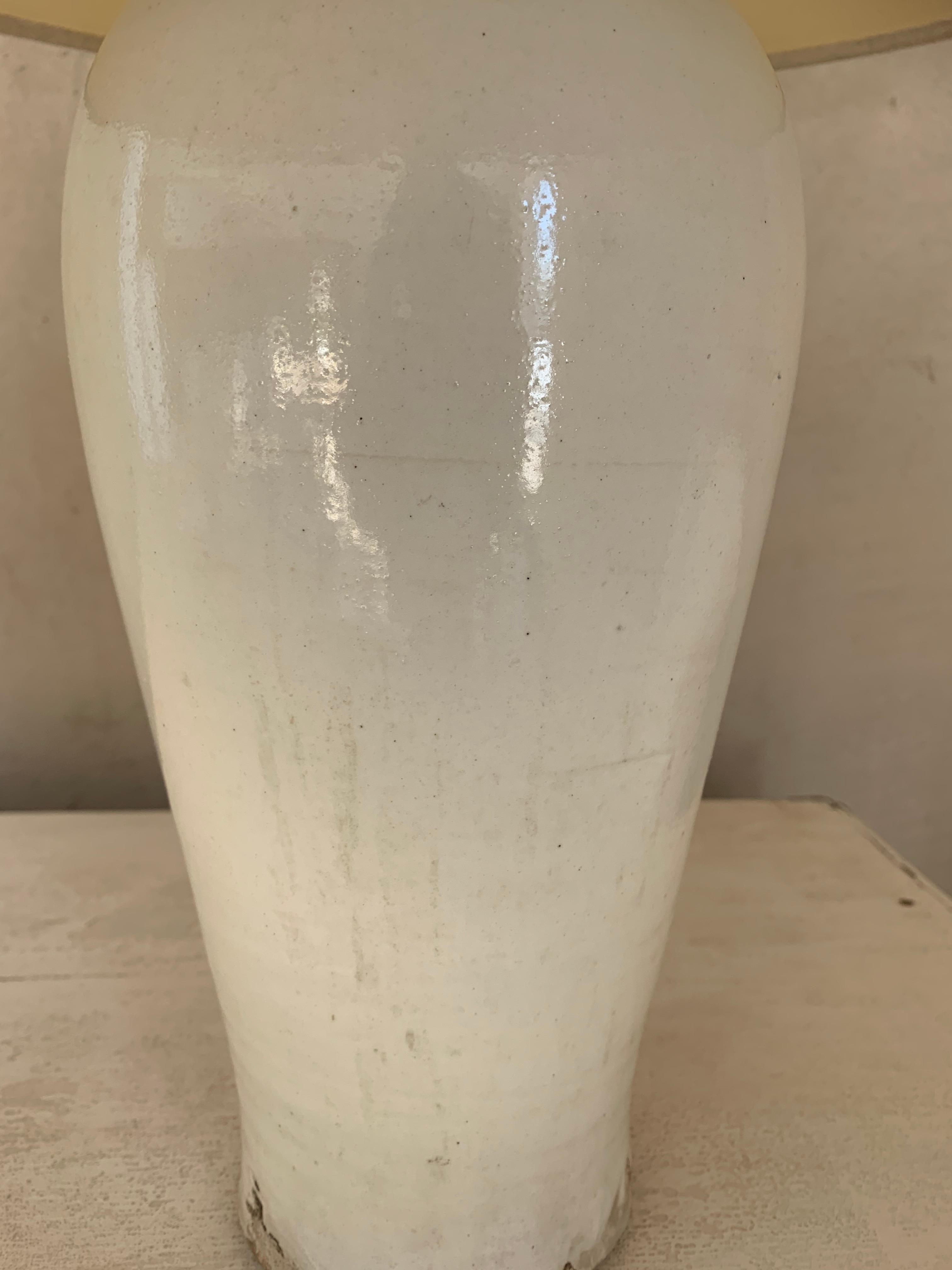 Ceramic Tang Style Tablelamp Vase